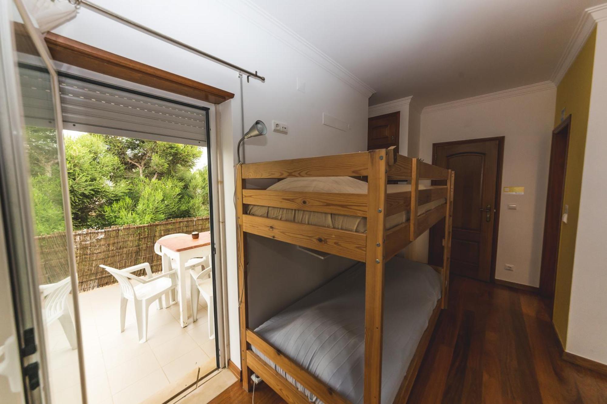 Chill Hill & Private Hostal