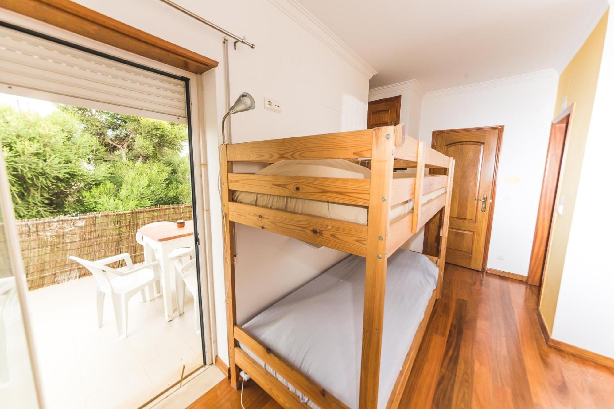 Chill Hill & Private Hostal *