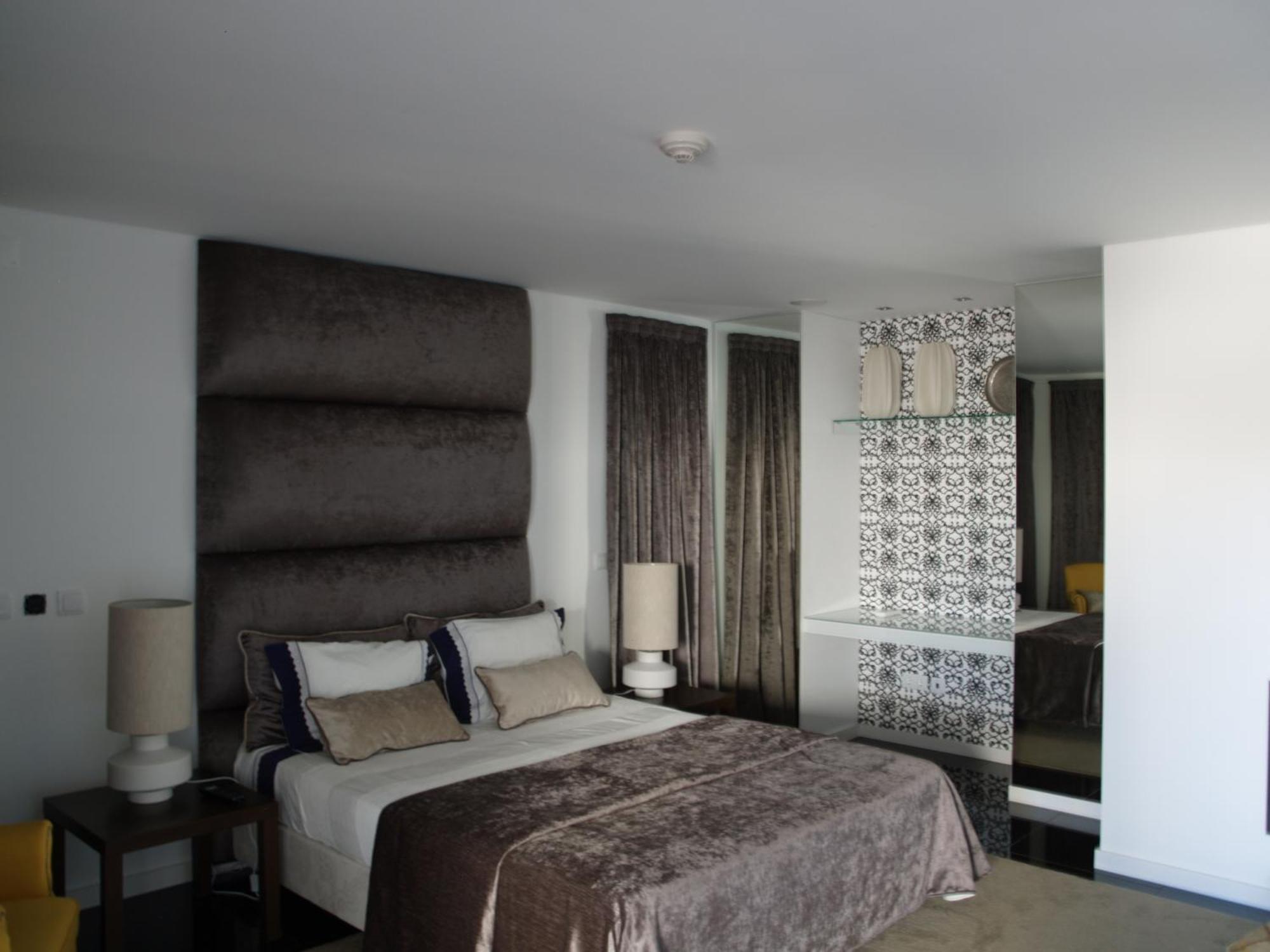 Guest house Quinta Do Molinu 4*