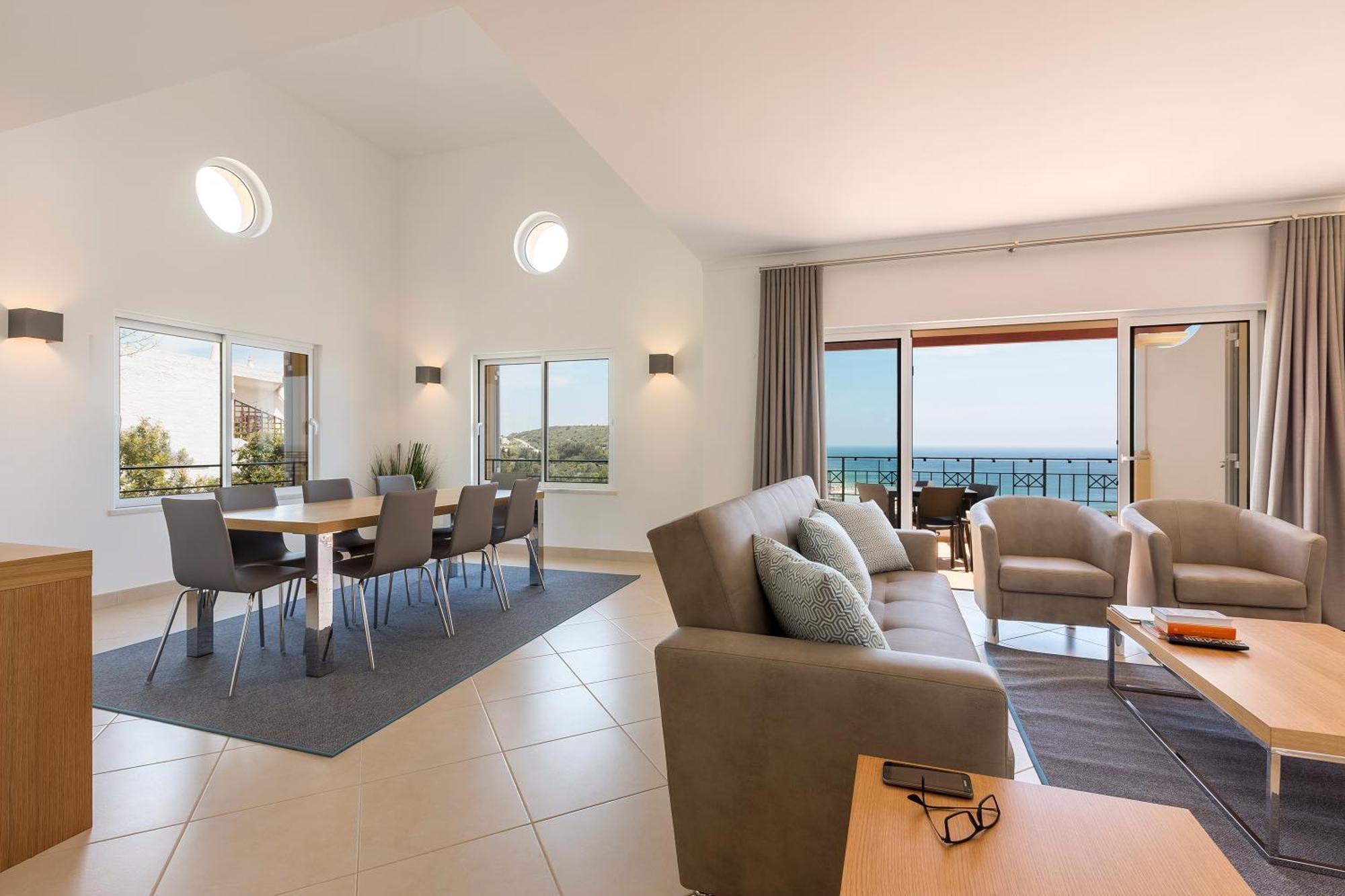 Nau Village 4* Salema