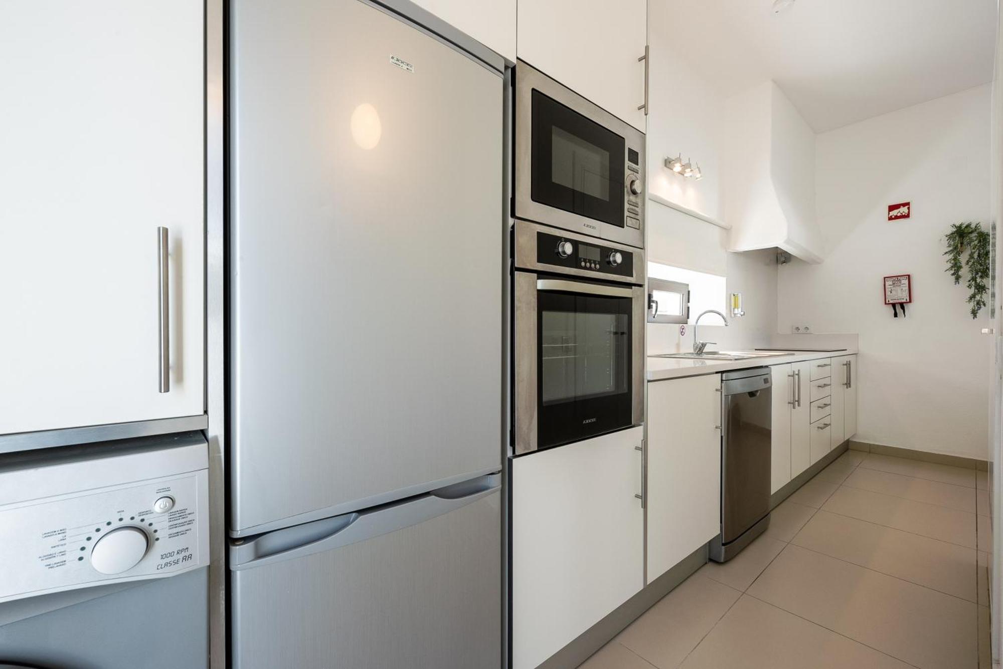 3hb Golden Aparthotel