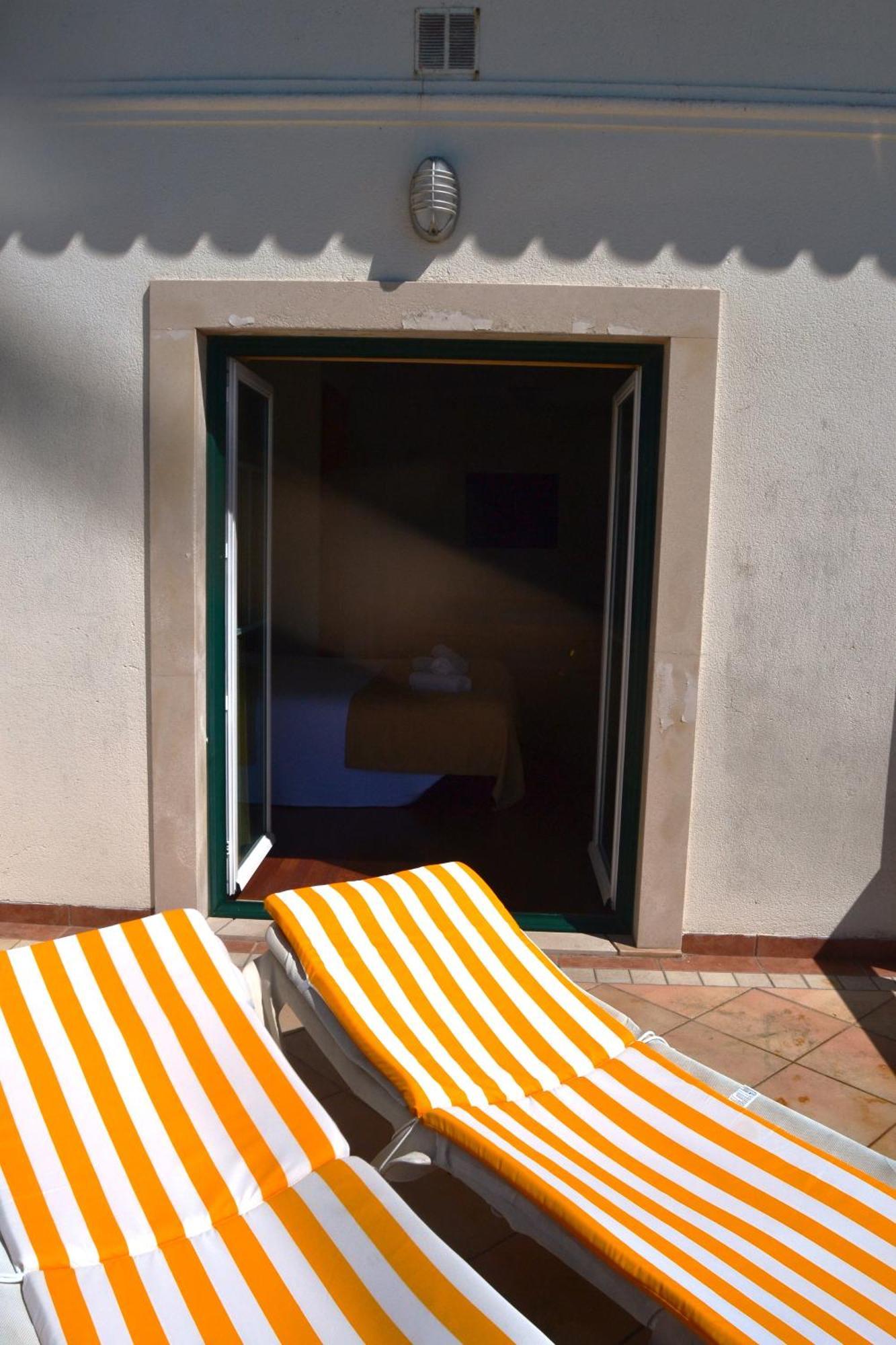Guest house Albergaria Pedra D'ouro 3*