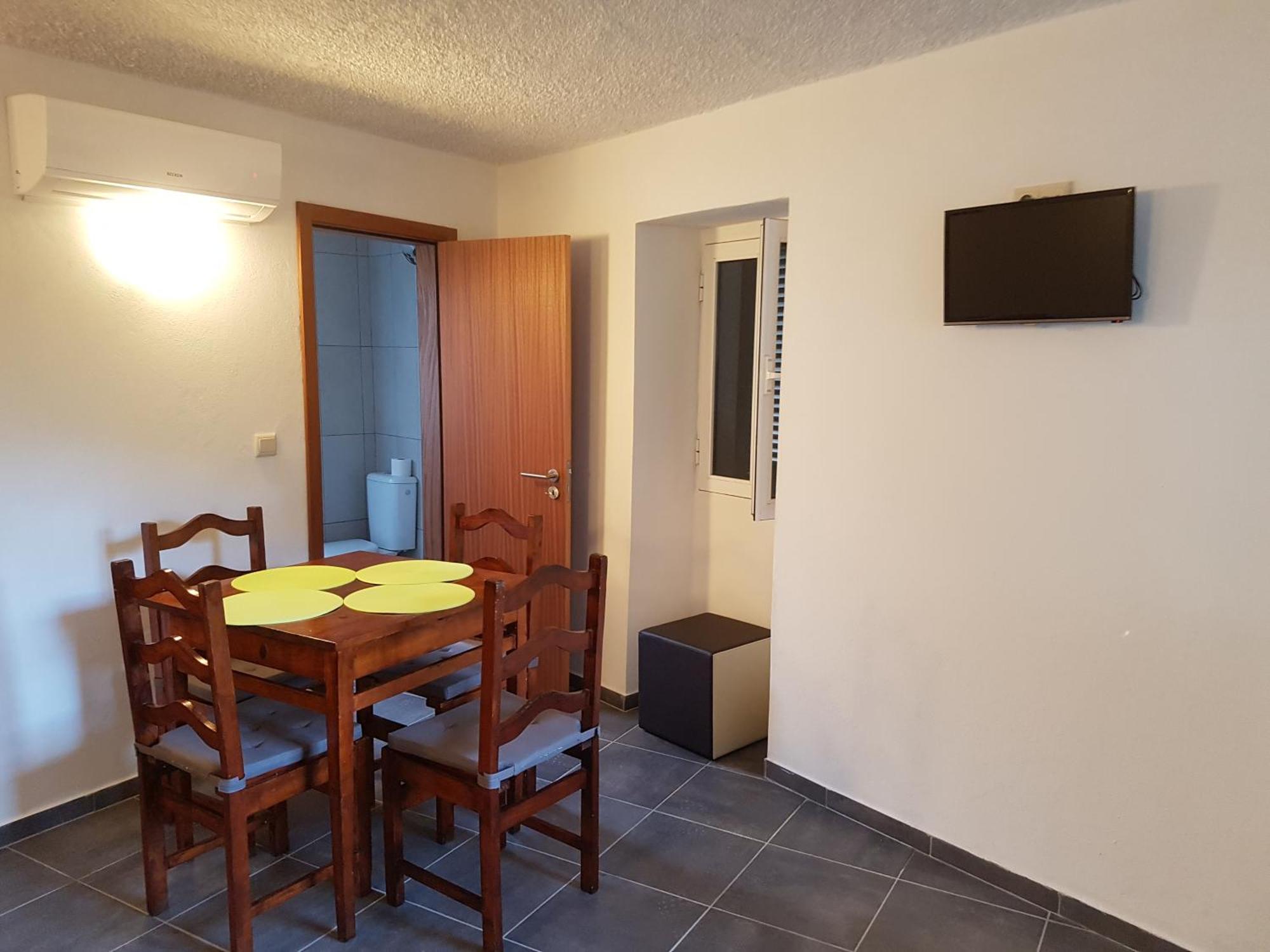 Casa Dos Santos Alojamento - Guest House