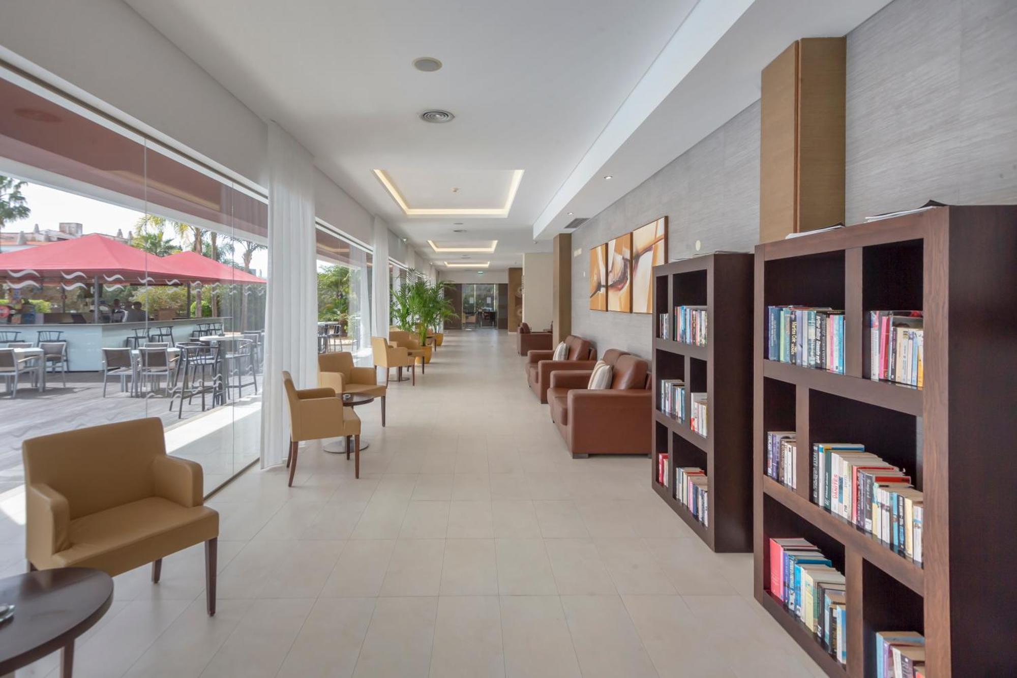 Hotel Areias Village 4*