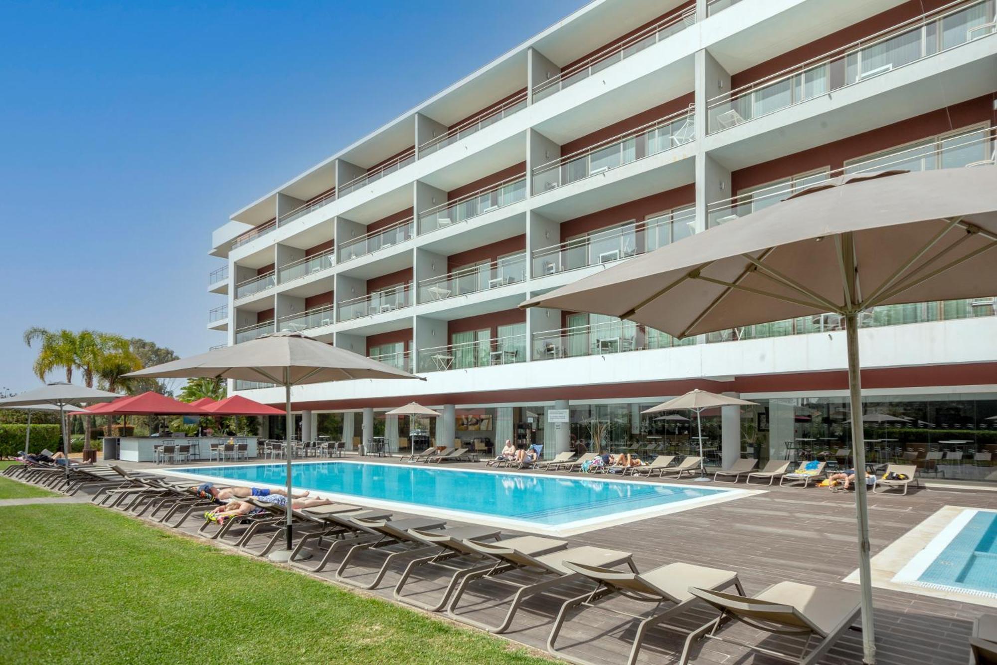 Hotel Areias Village 4*