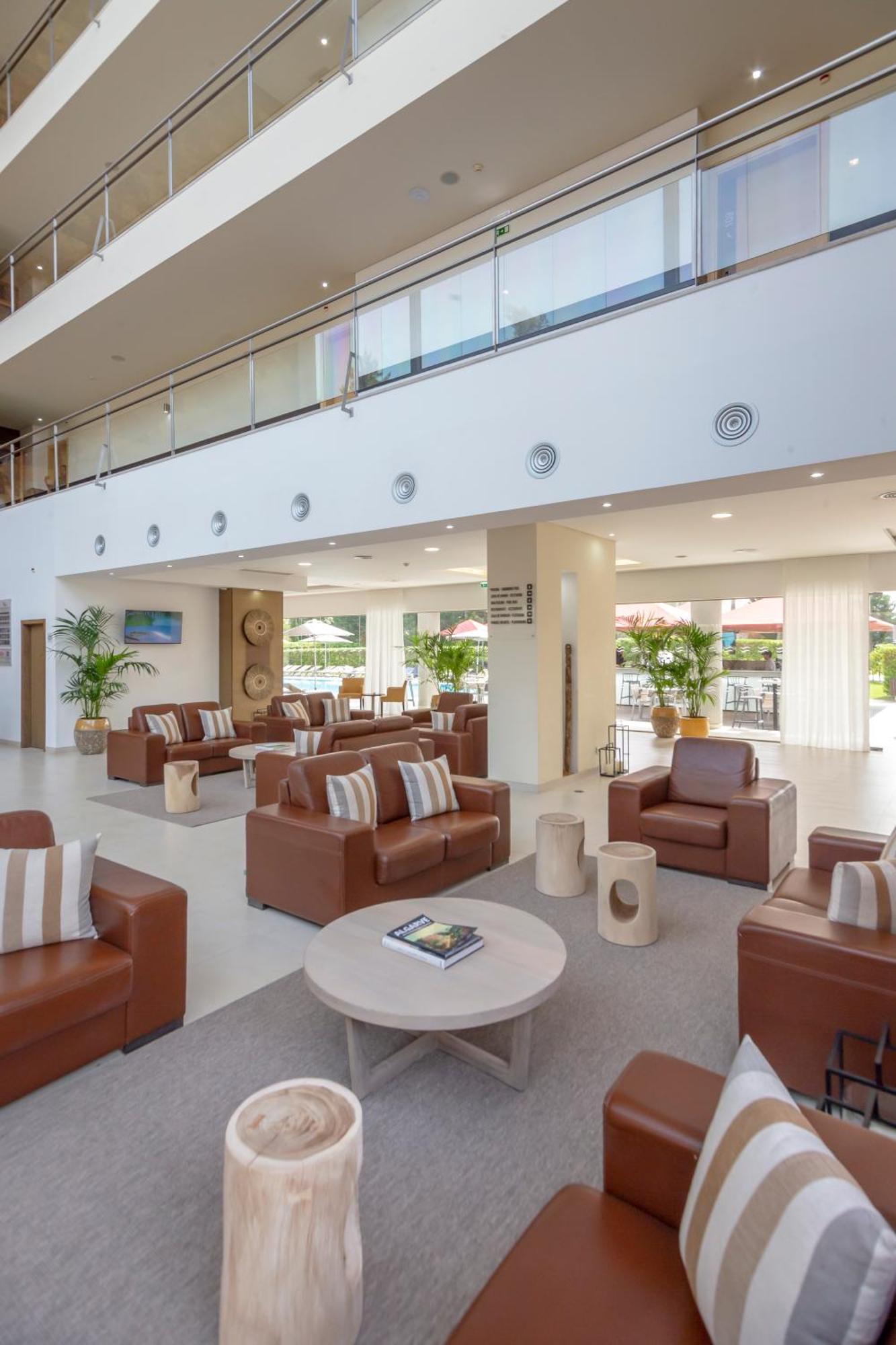 Hotel Areias Village 4*