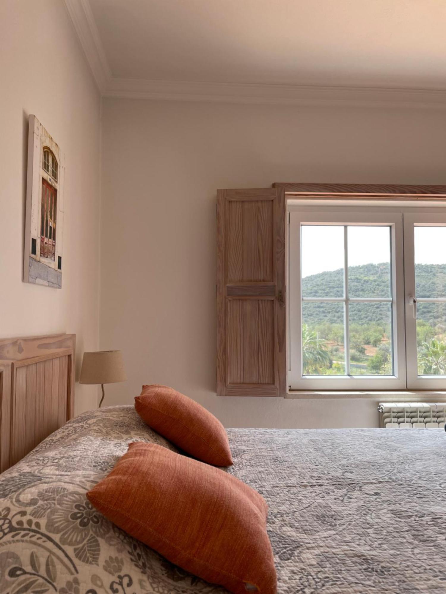 Entrecolinas Bed & Breakfast *