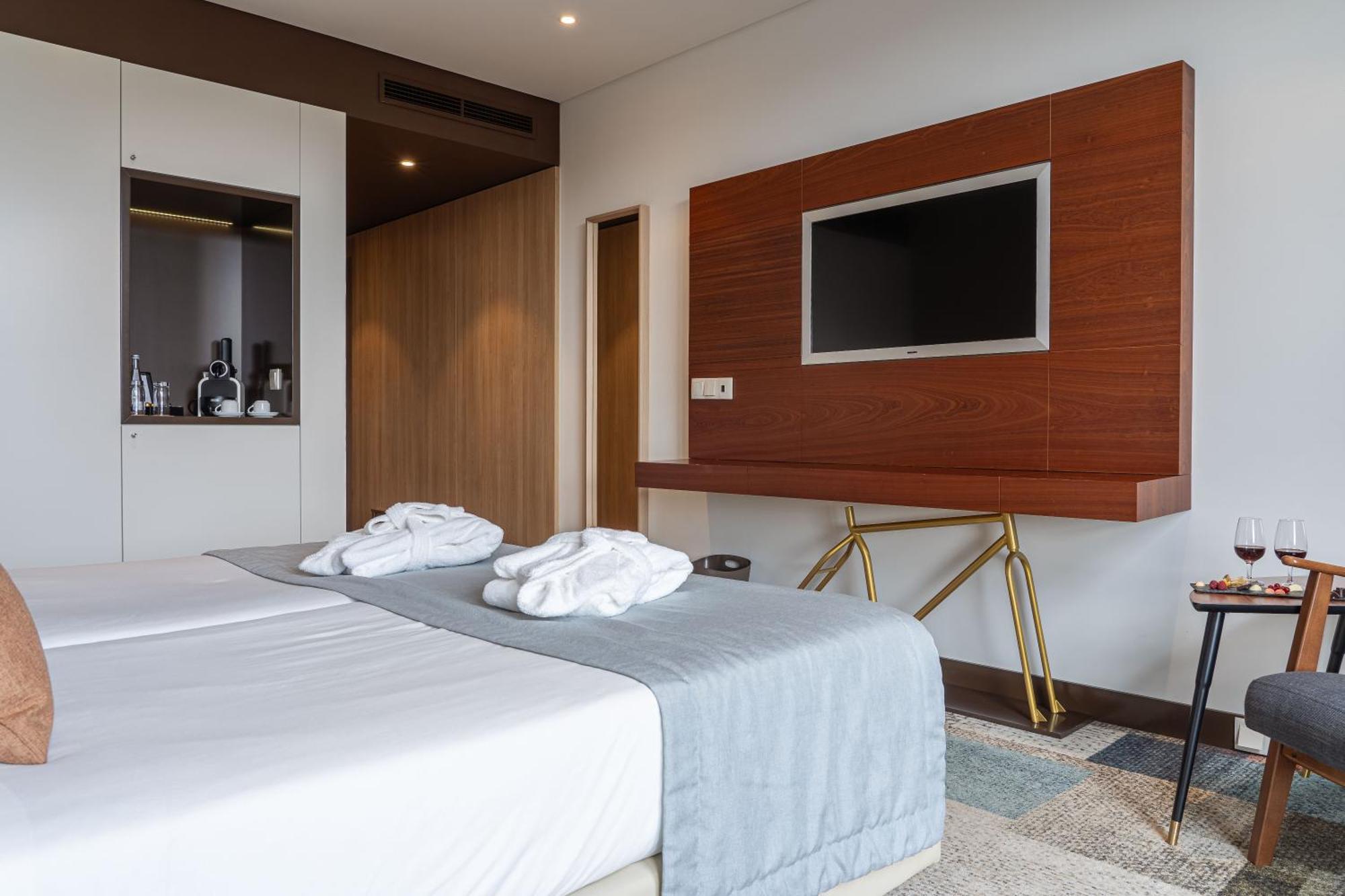 Pena Park Hotel 4*