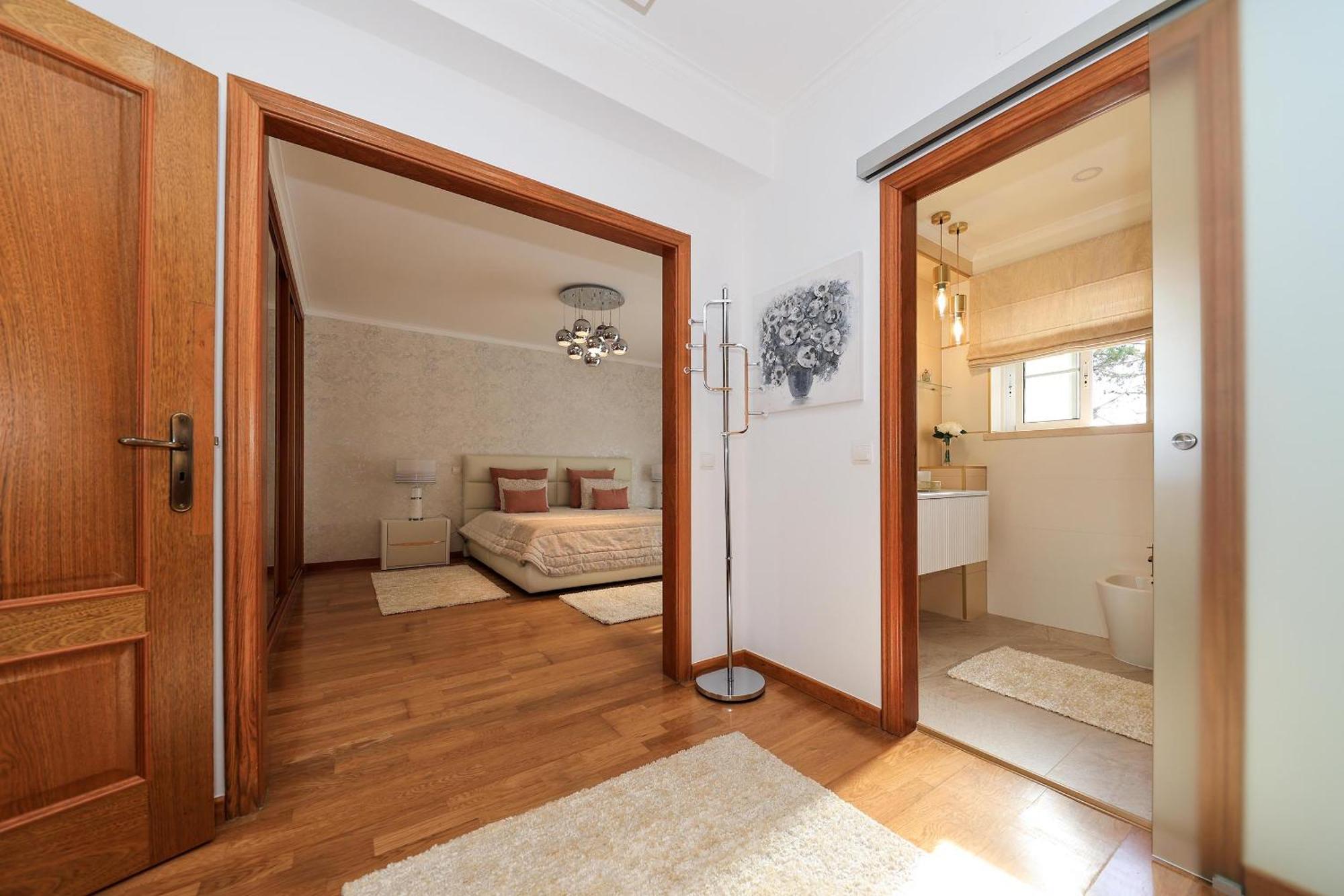Moradia Chicharro Guest house *