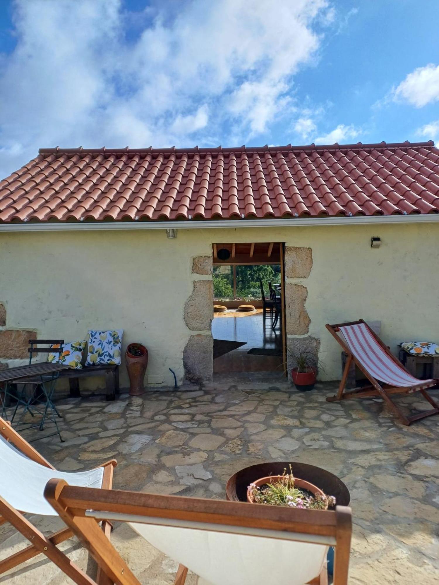 Lameira Da Longra - Bohemian Artistic House Guest house