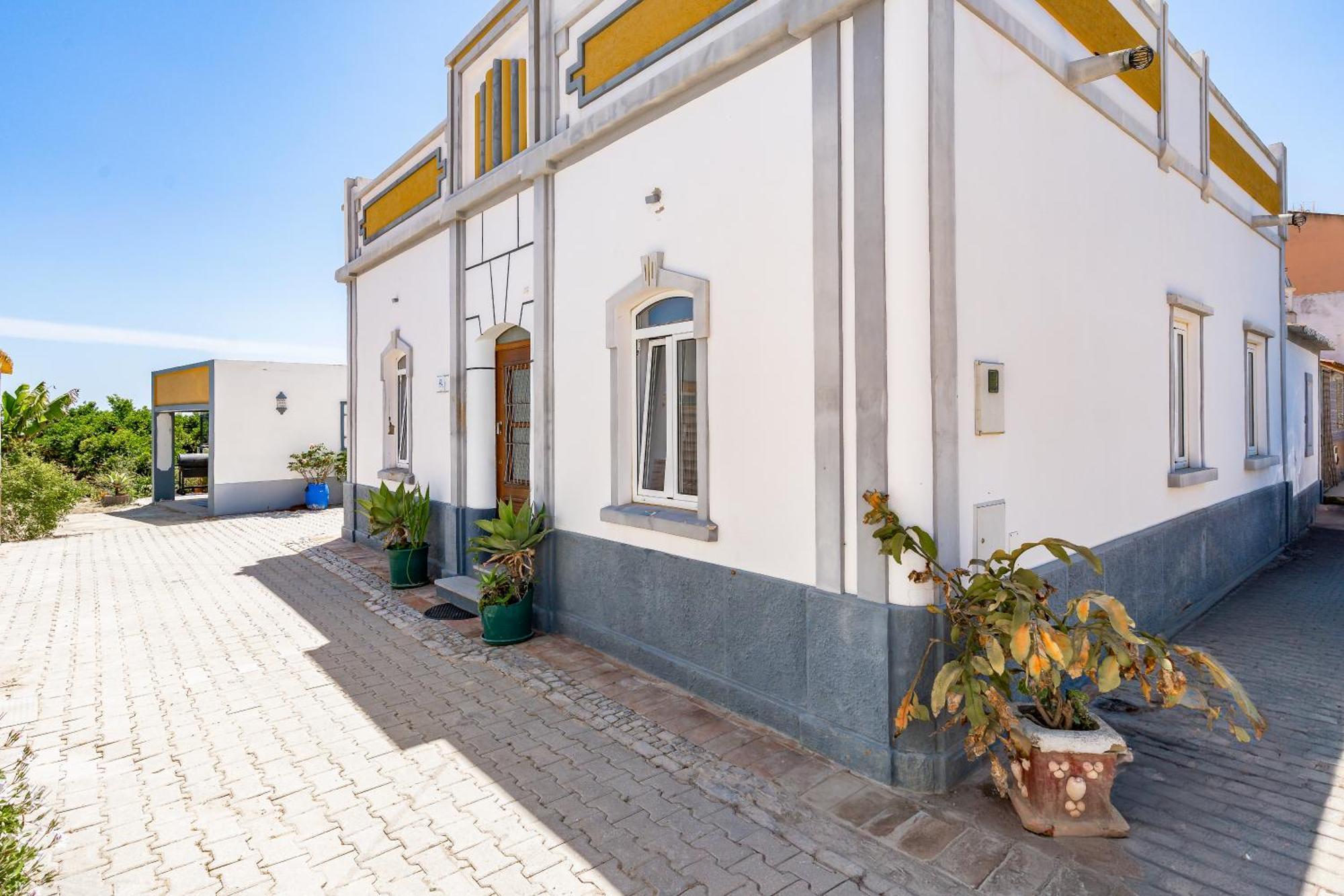 Casa D'nossa, Casa Tradicional E Moderna, Vista 360º, Piscina De Agua Salgada Holiday home *