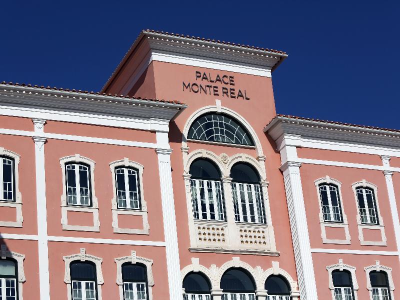 - Hotel, Termas & Monte Real
