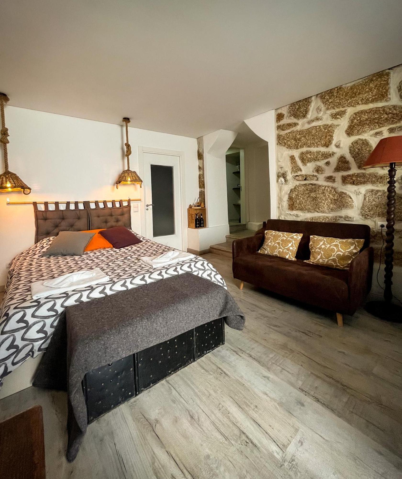 Casa Da Fonte Grande - By Cabralina Belmonte (Castelo Branco)