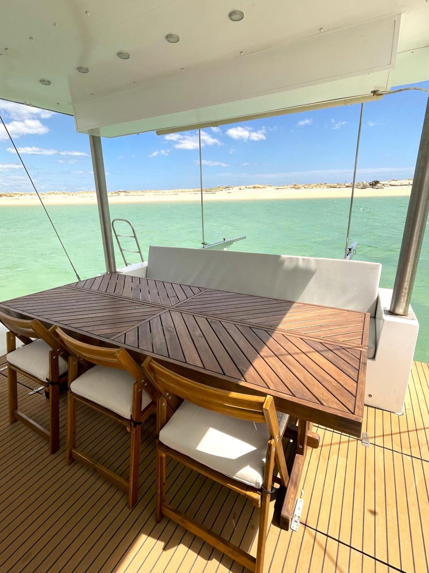 Hotel en barco Barco Casa