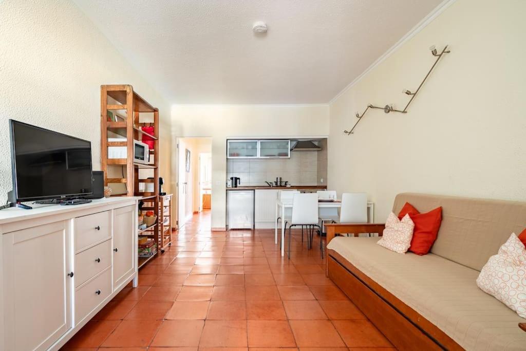 Aqua Magna Apartment *