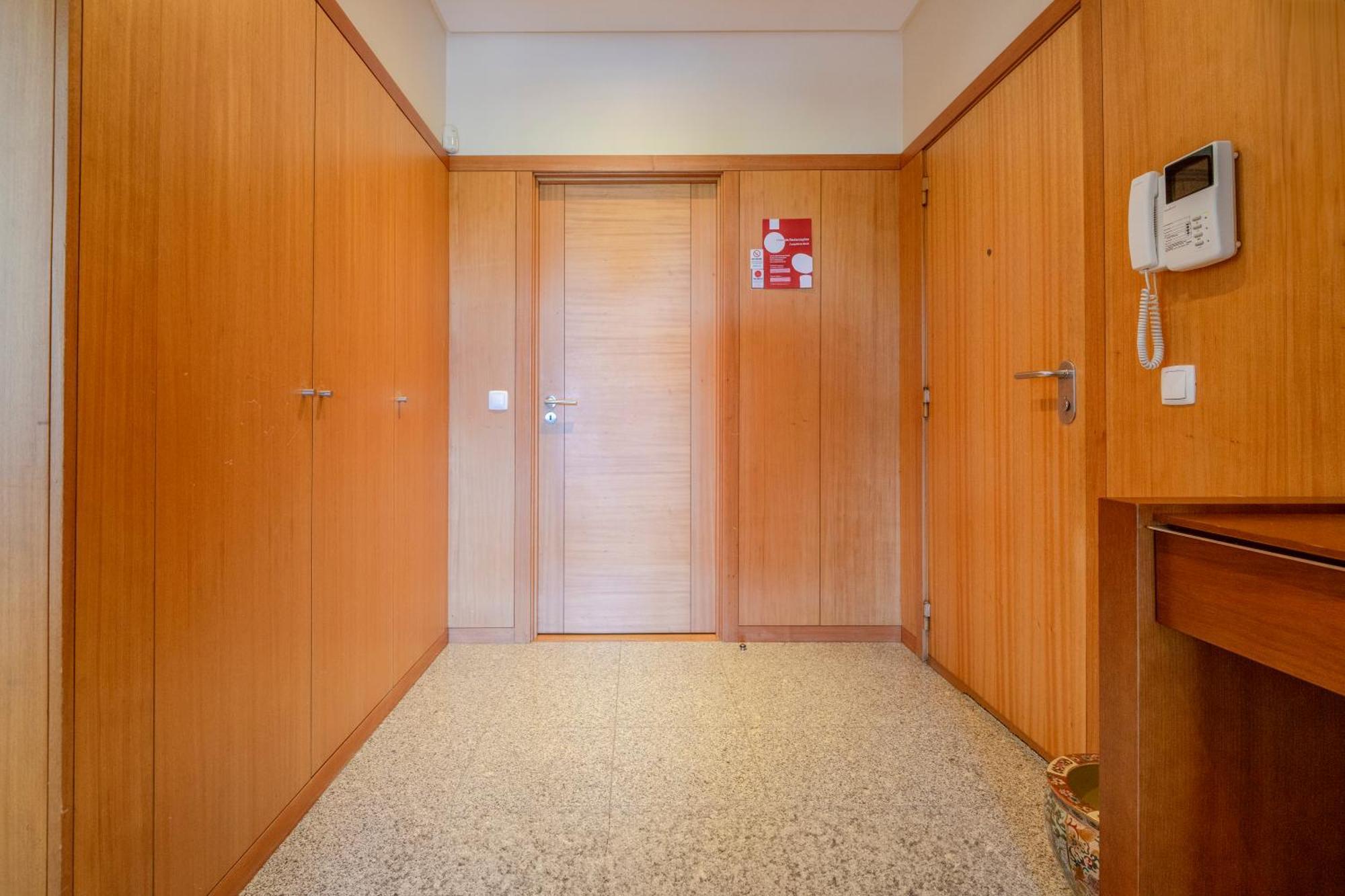 Porto Sea Front Apartment