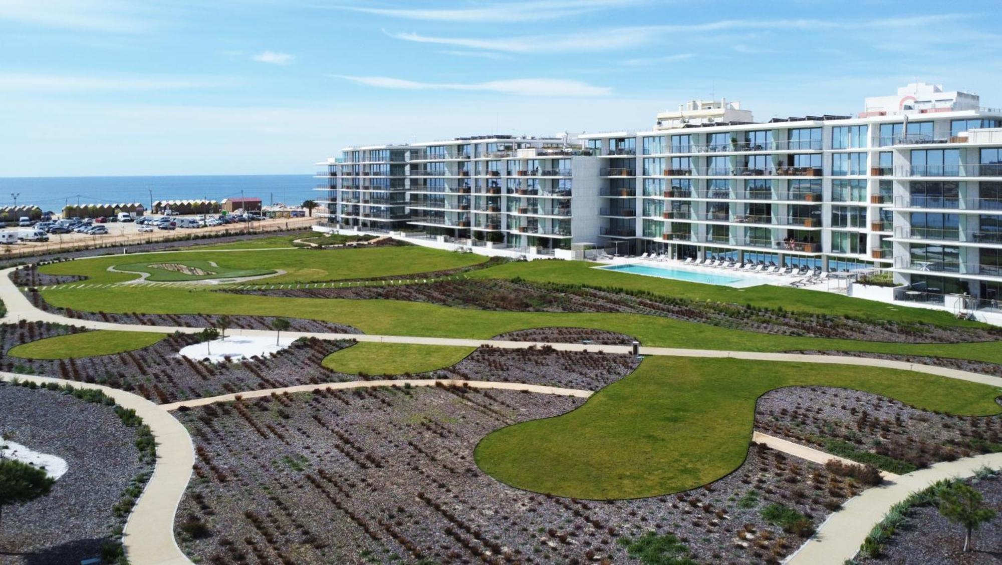 Beachfront Garden & - Indoor And Outdoor Pool Apartment Armacao de Pera