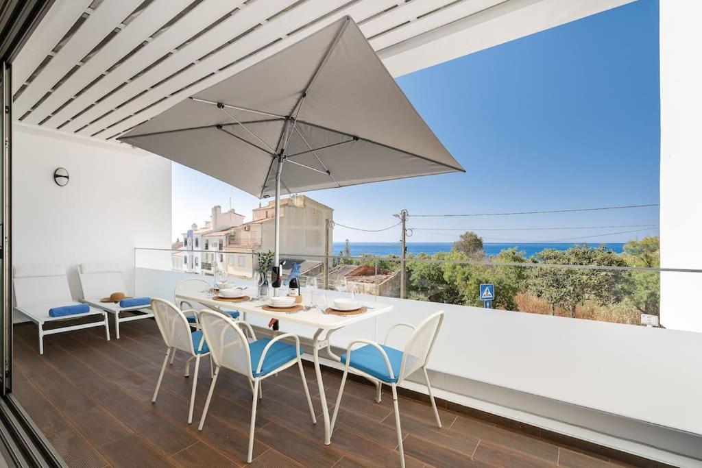 Hibisco Is A Modern Apartment, 5min Walk To Praia Da Luz