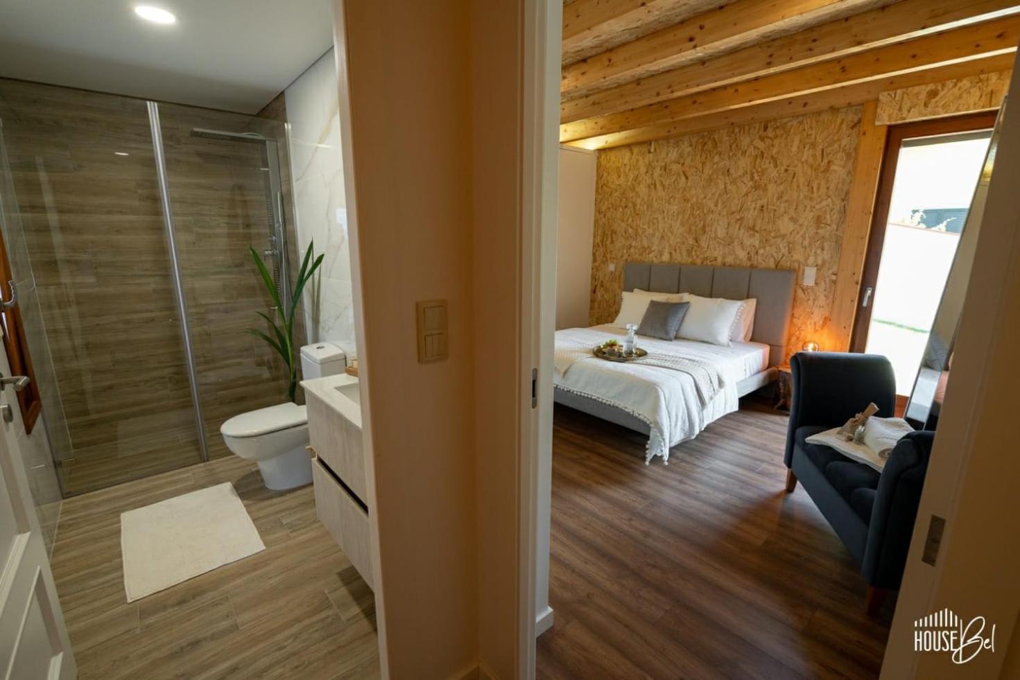 Housebel