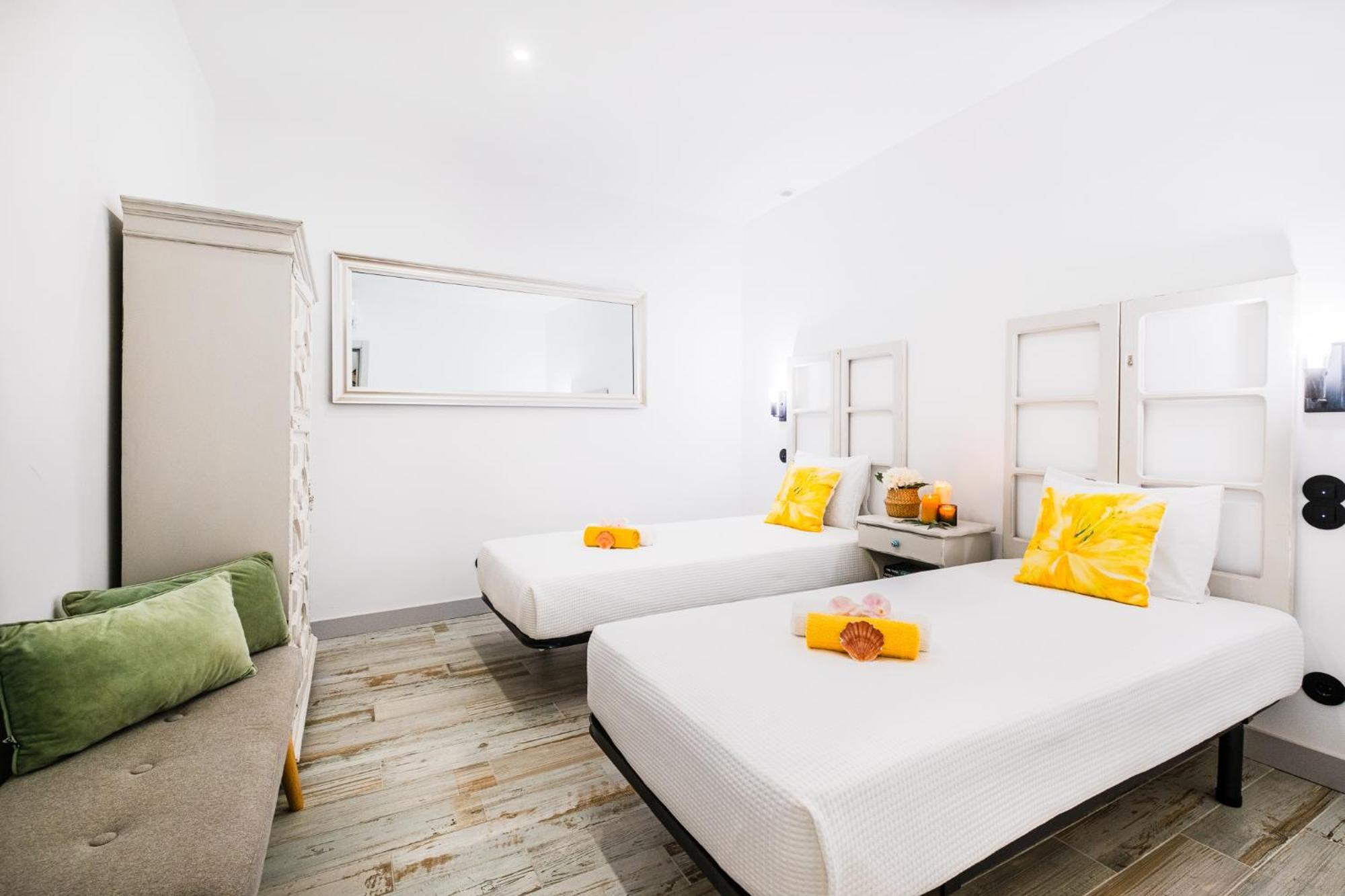 Carvoeiro By The Sea 2 By Algarve Vacation Apartment