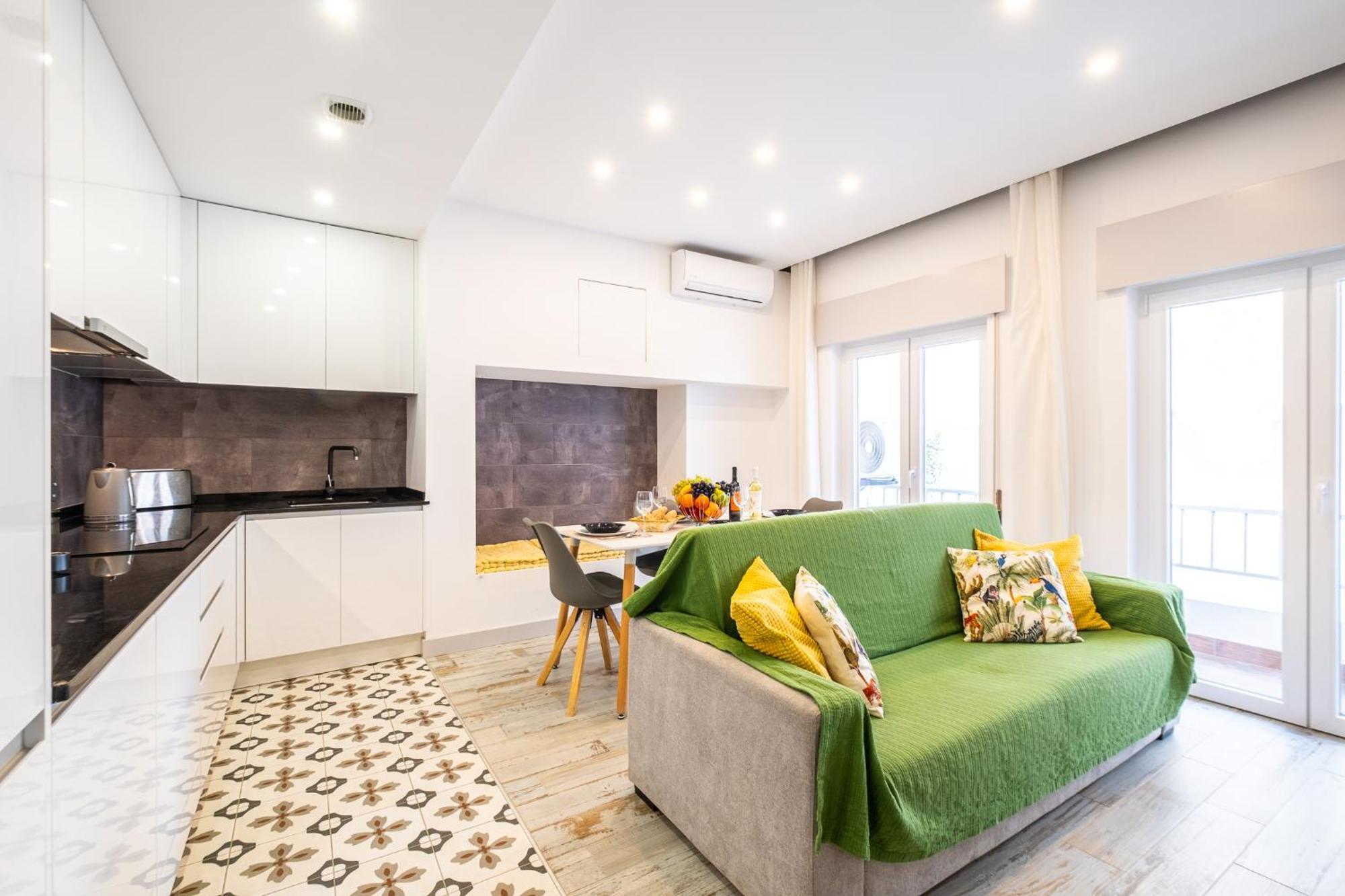 Apartment Carvoeiro By The Sea 1 By Algarve Vacation *