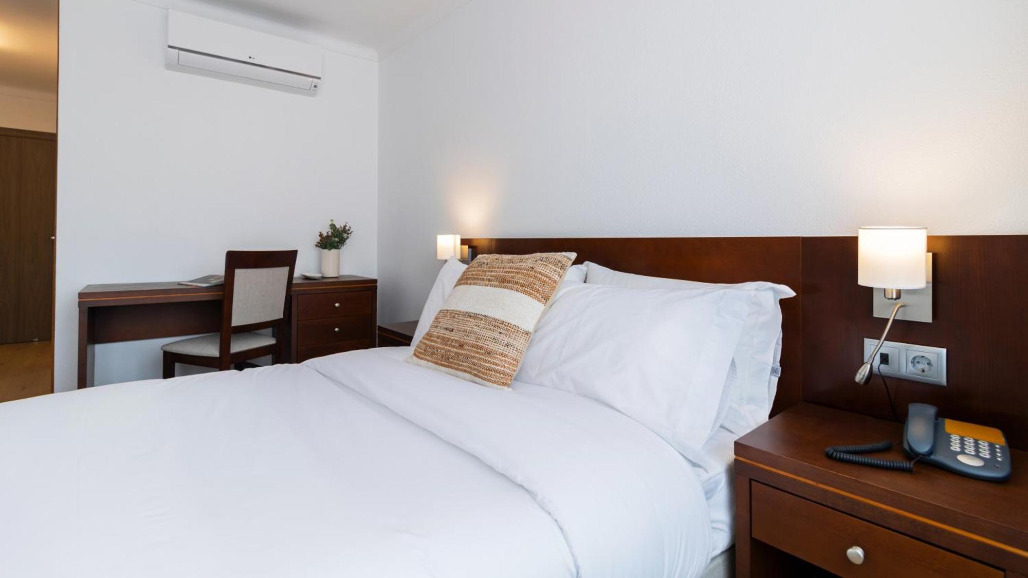 Albergaria Quim Barreiros Hotel
