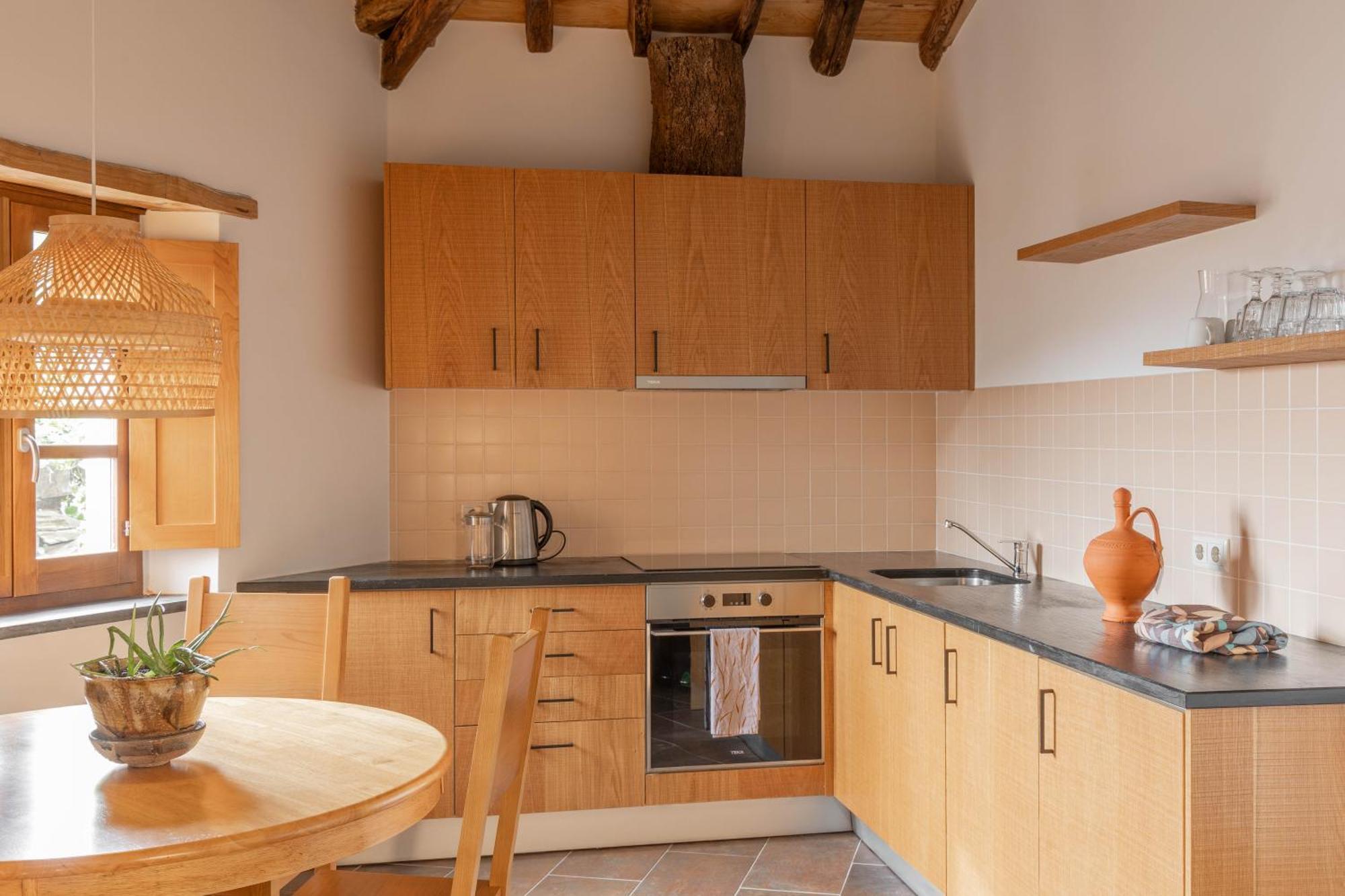 Cerdeira - Home For Creativity Country house
