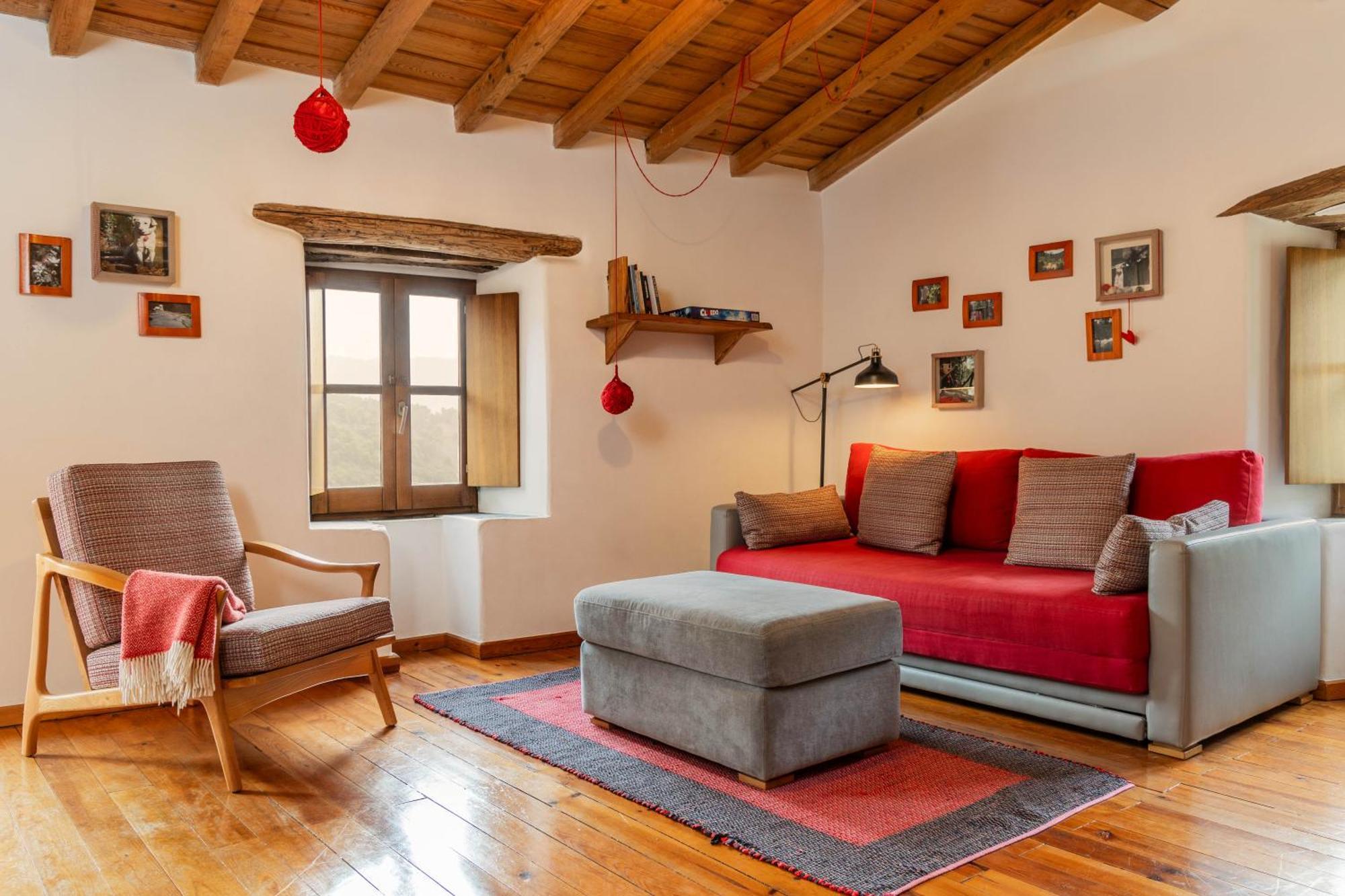Country house Cerdeira - Home For Creativity