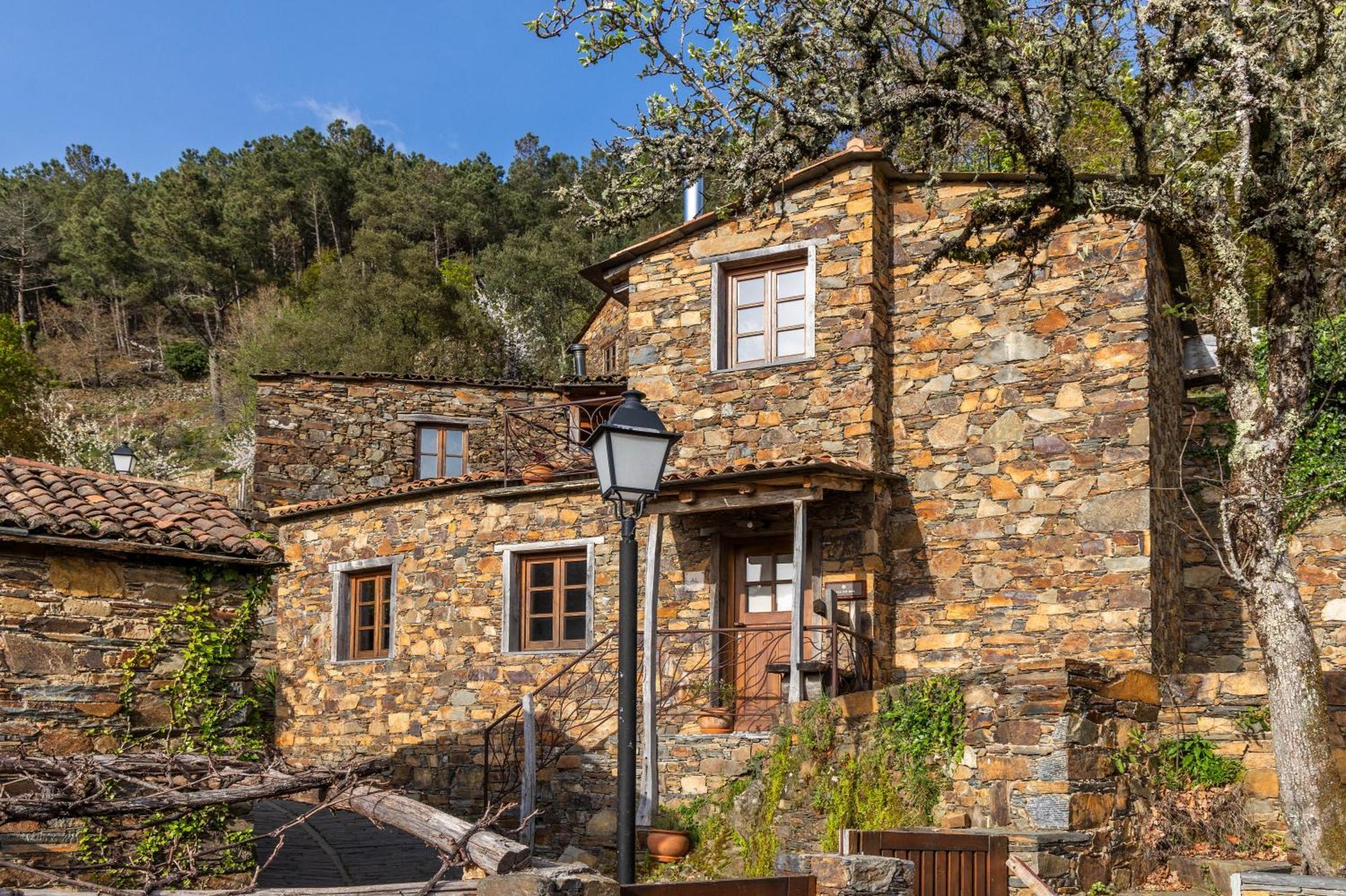 Cerdeira - Home For Creativity