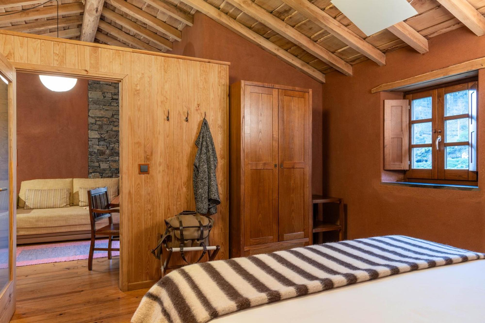 Cerdeira - Home For Creativity * Lousa (Central Portugal)