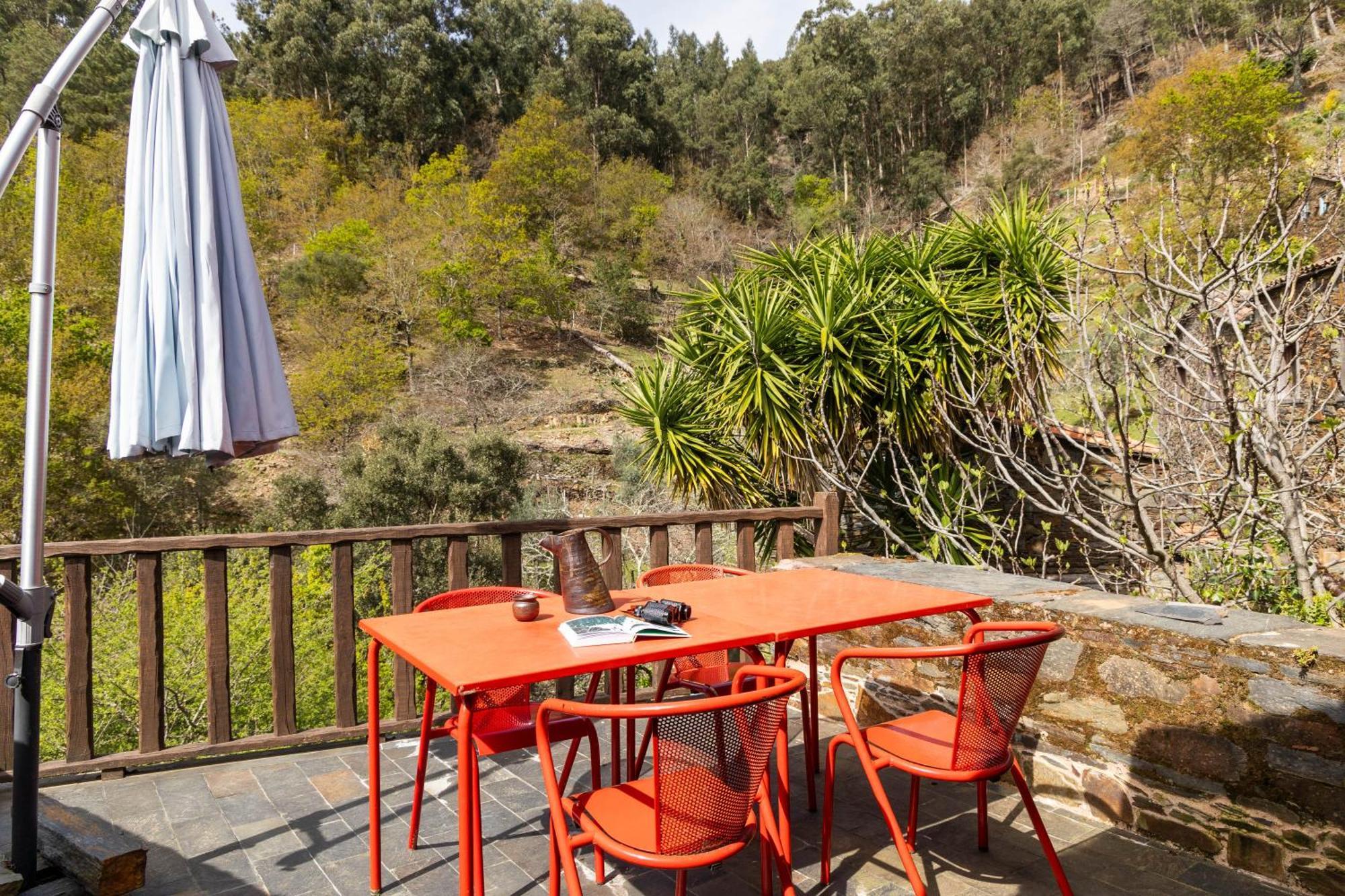 Cerdeira - Home For Creativity Country house *