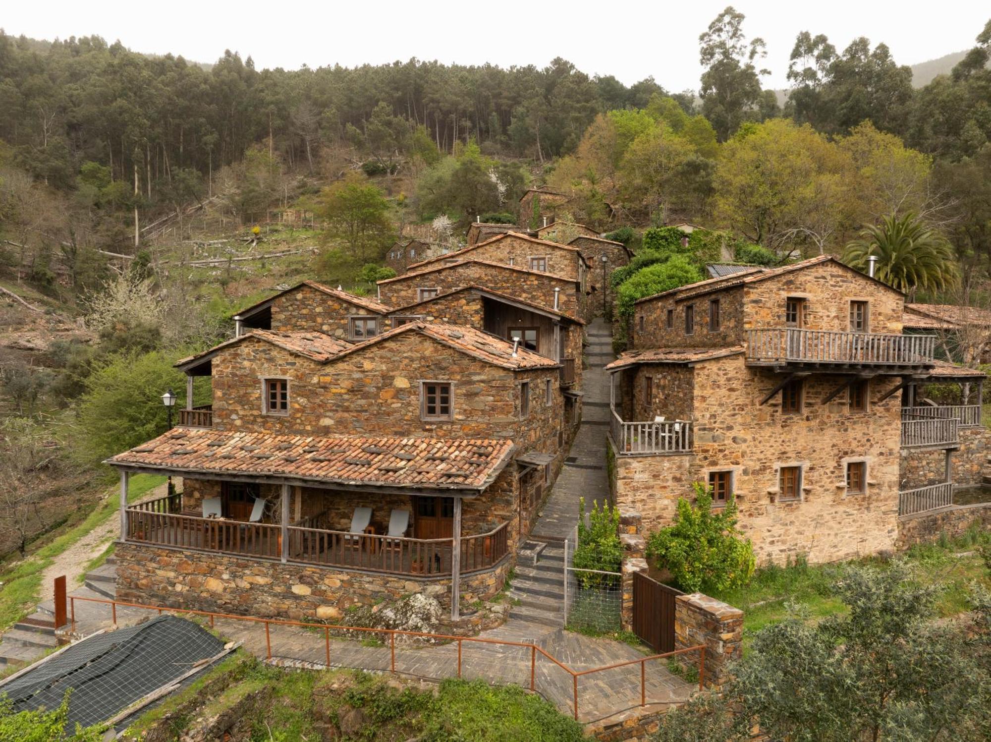 Cerdeira - Home For Creativity Country house *