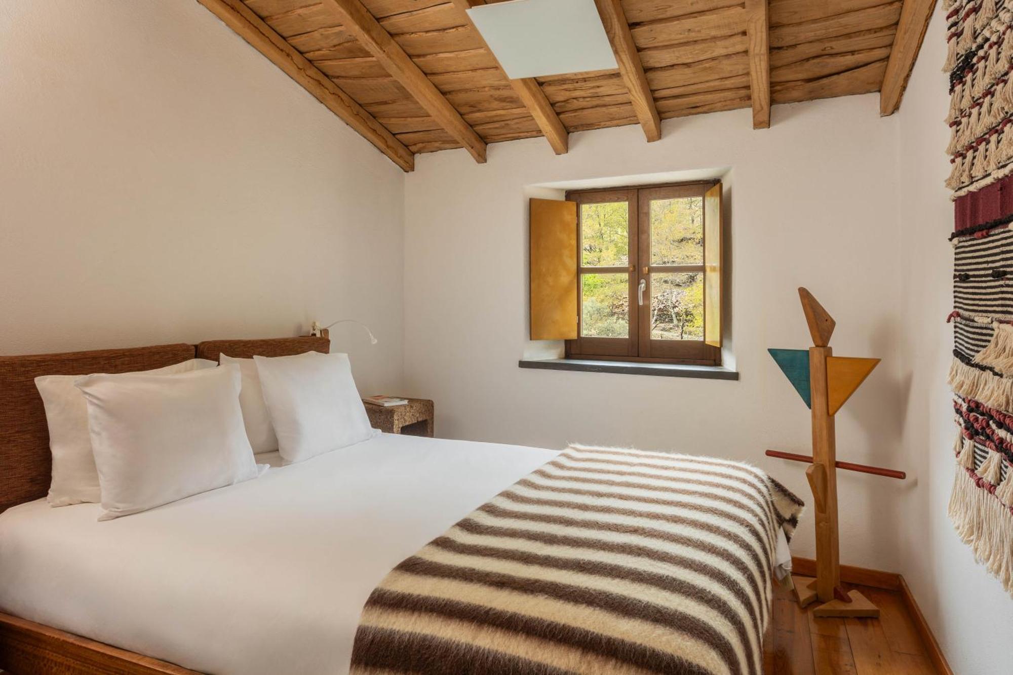 Cerdeira - Home For Creativity Country house Lousa (Central Portugal)