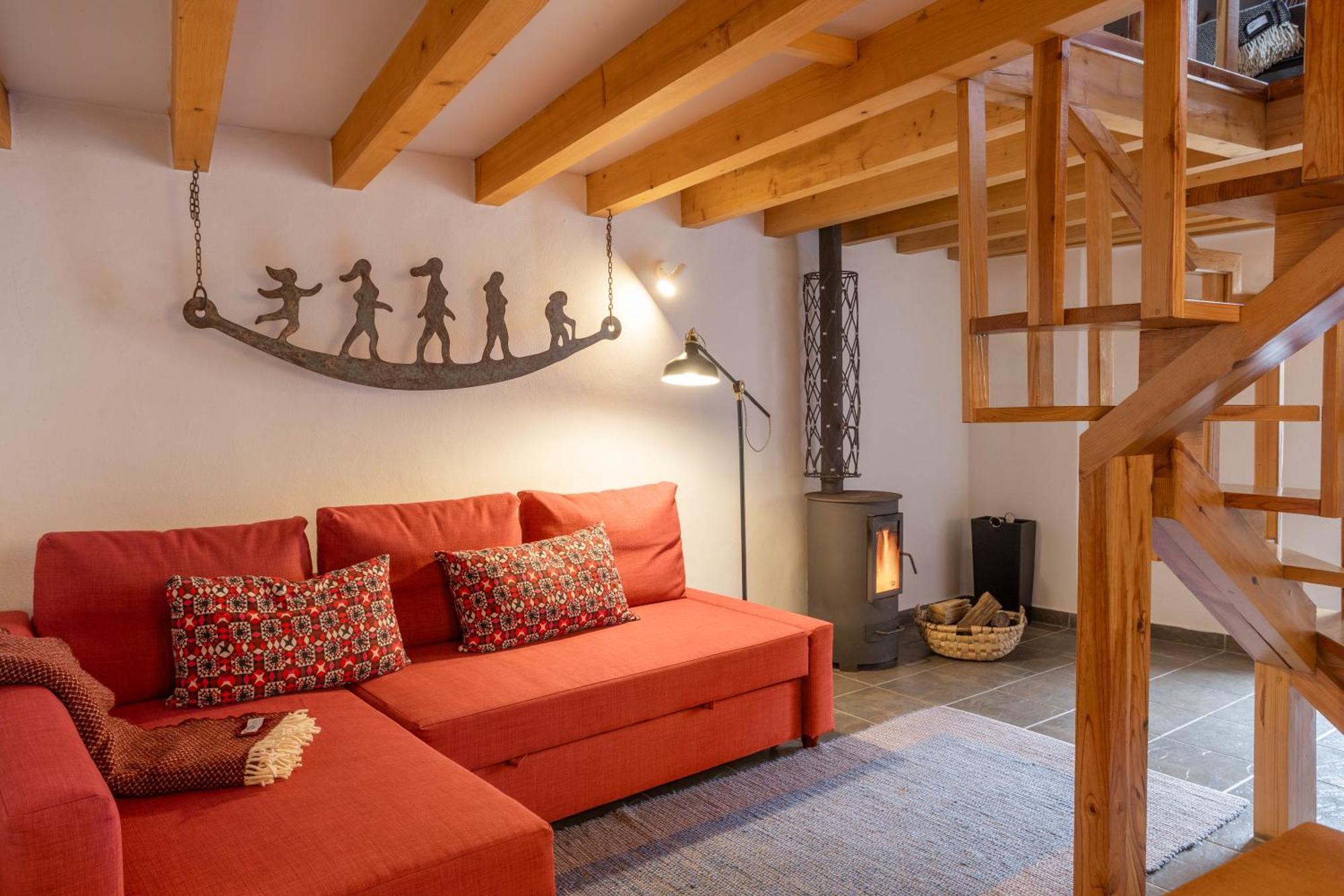 Country house Cerdeira - Home For Creativity *