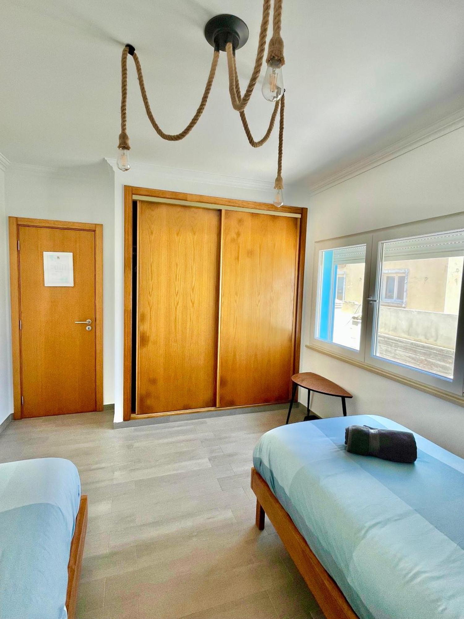 Surfness Guest house *