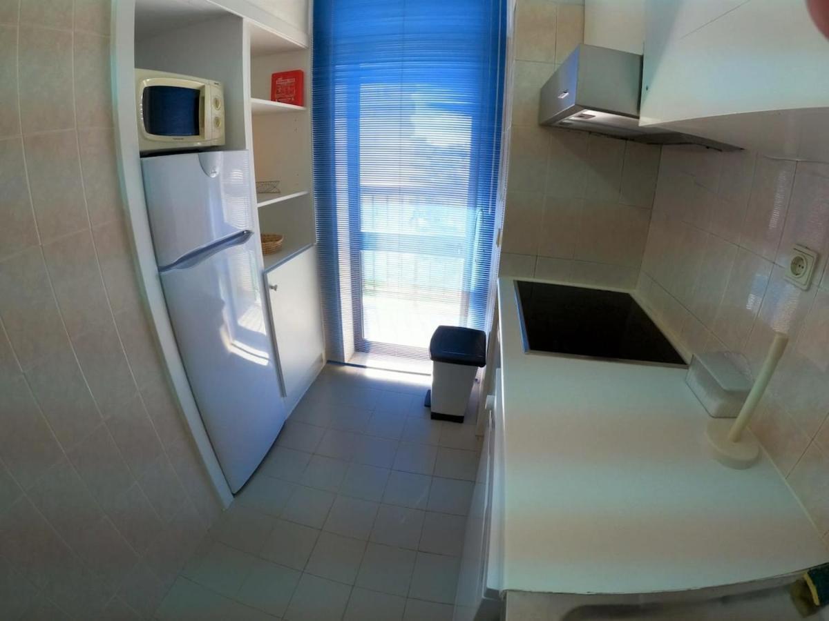 Algarve T1 W Balcony And Sea View In * Armacao de Pera