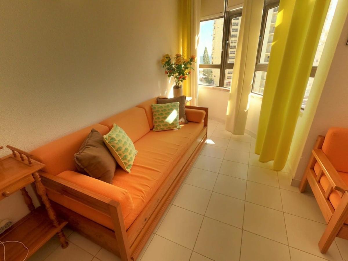 Apartment Algarve T1 W Balcony And Sea View In Armacao de Pera