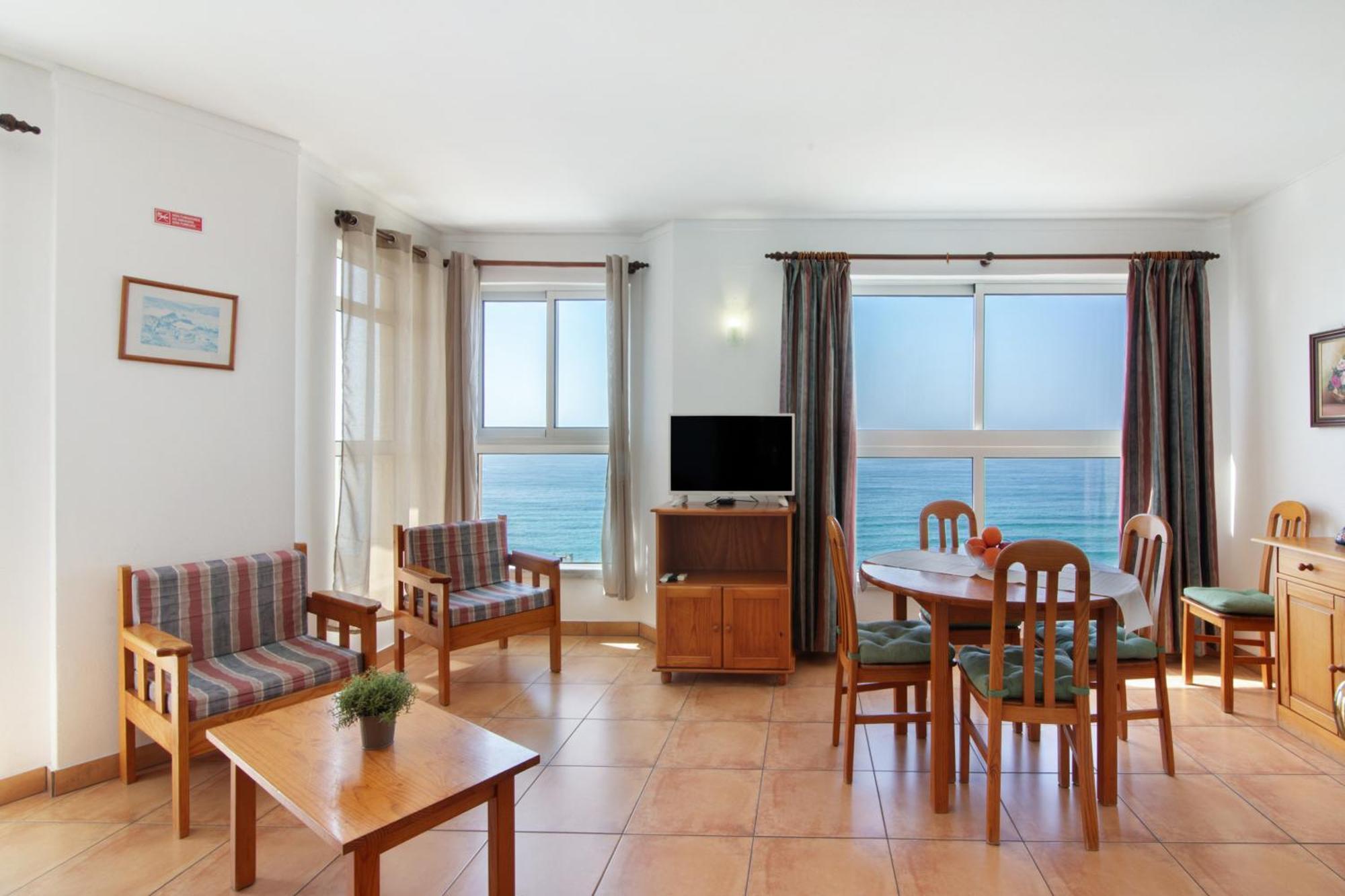 Apartment Camoes 13º C *