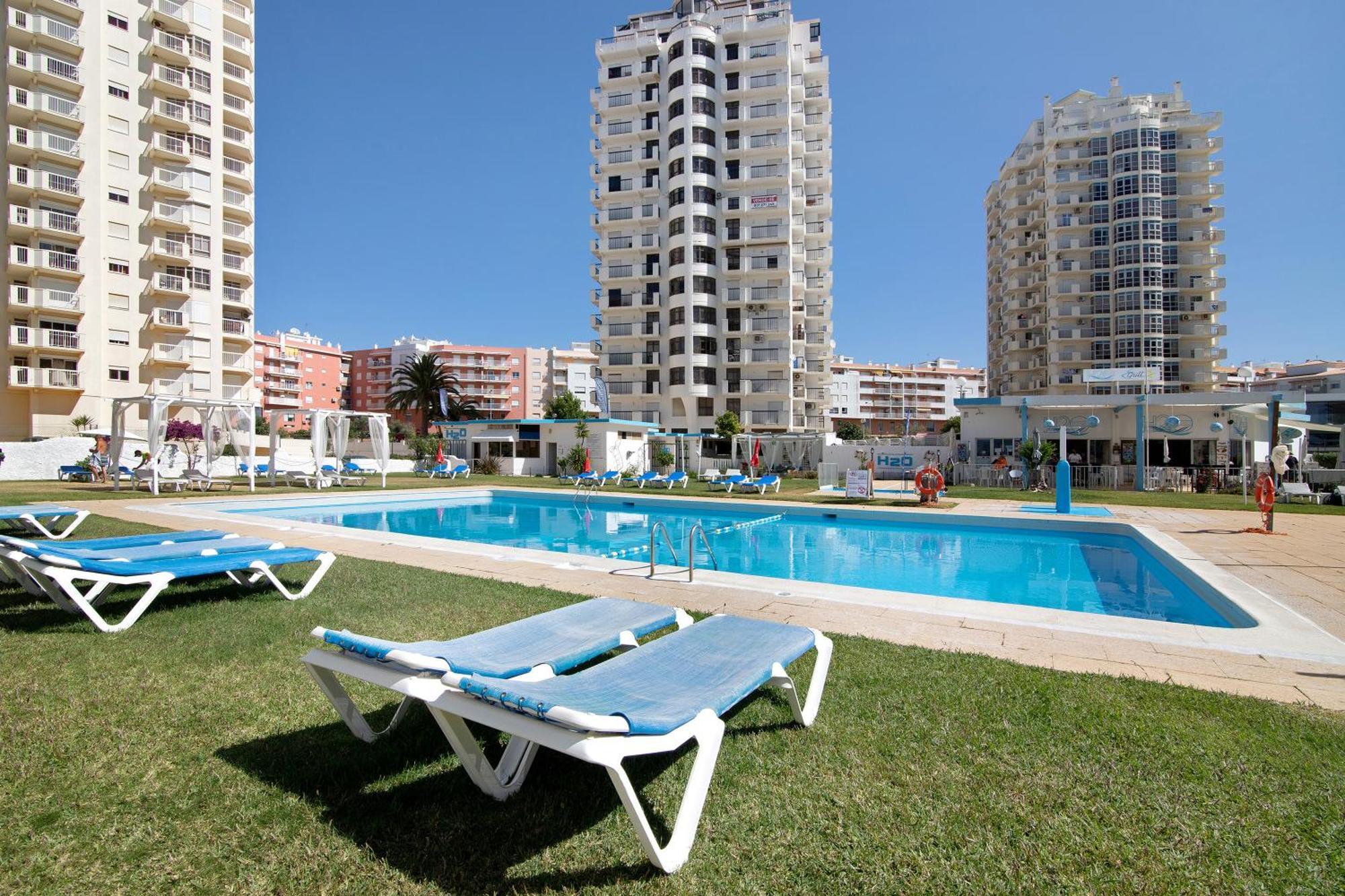 Camoes 13º F Apartment *