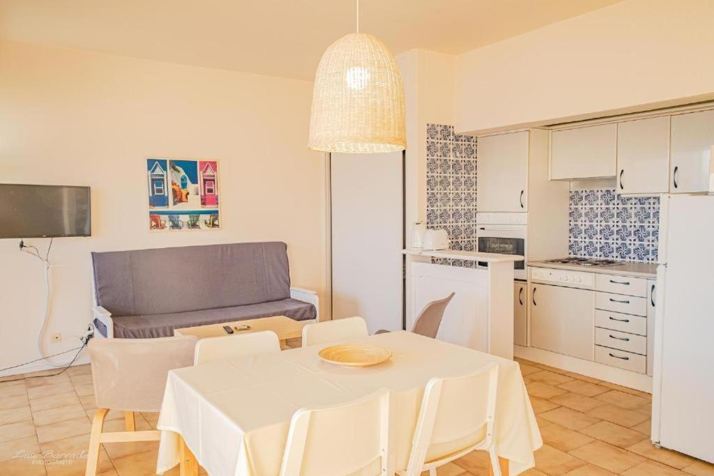 Apartment Beachline Sea View *