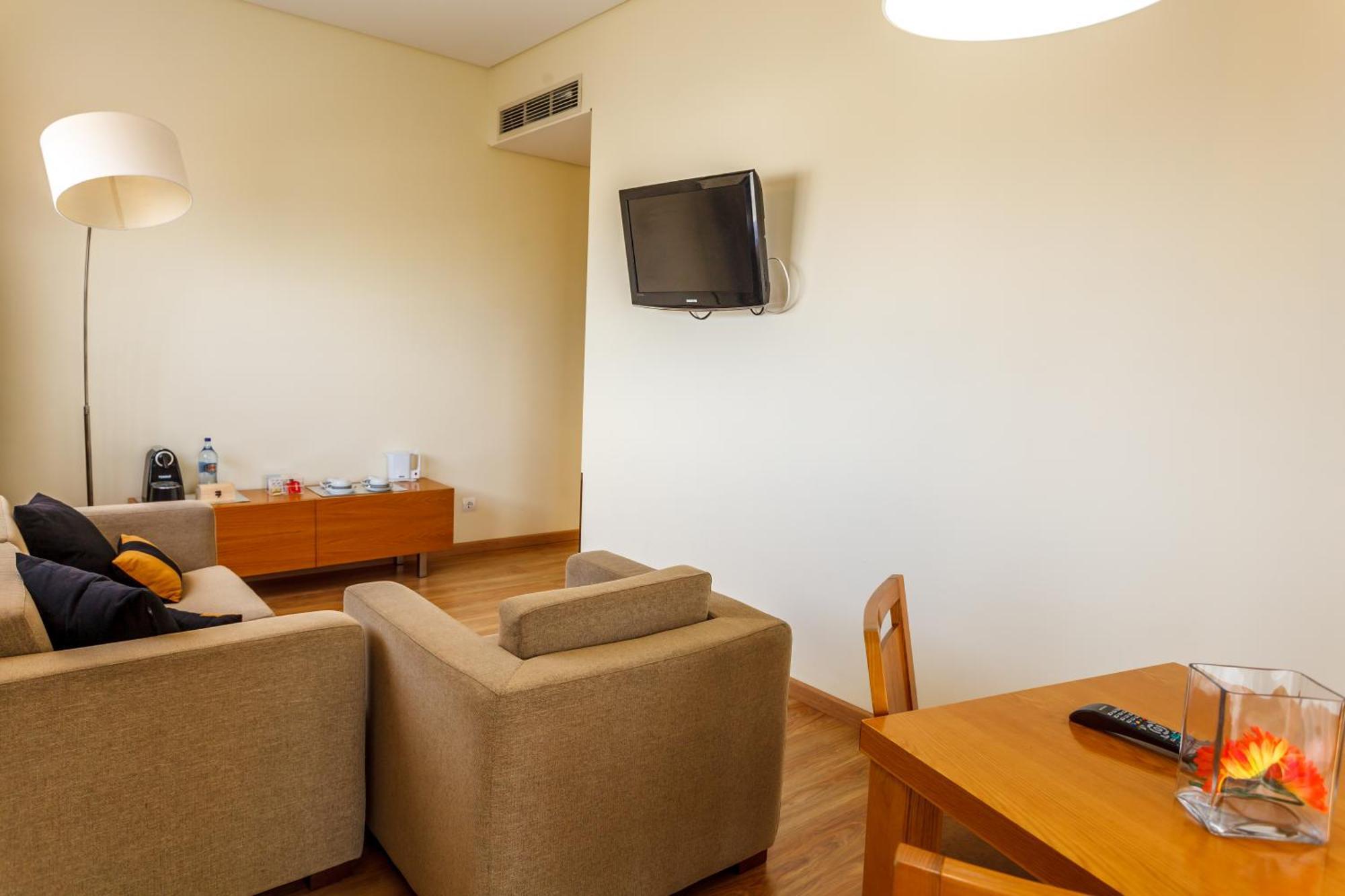 Caravelas Hotel Madalena (Azores)