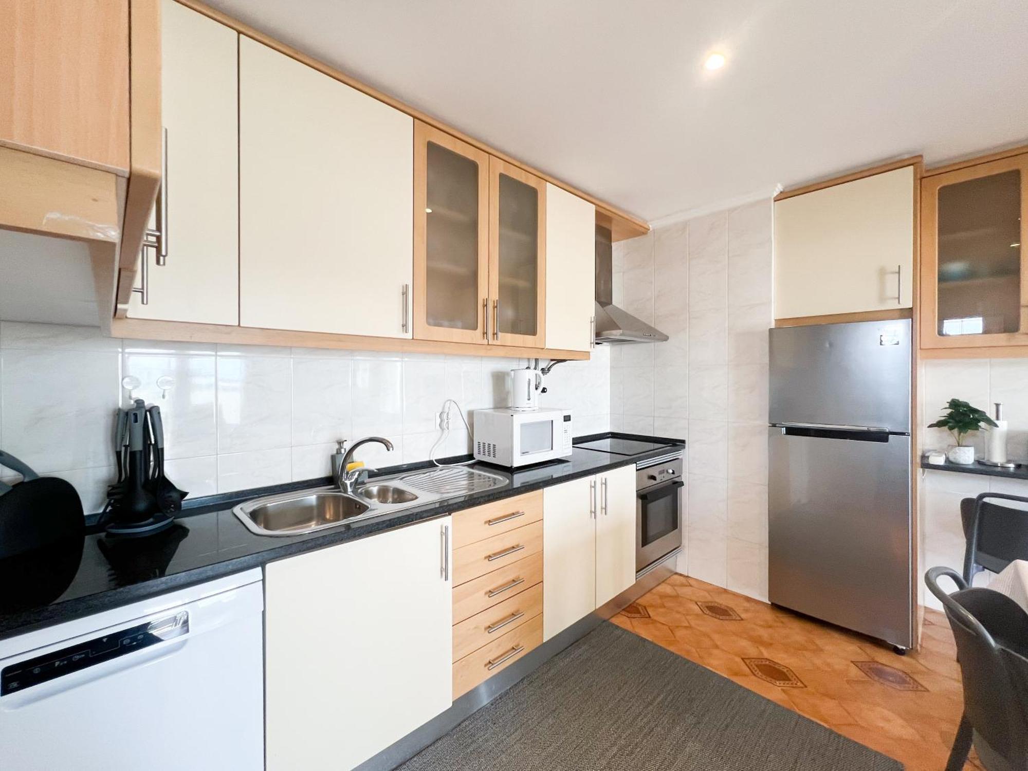 Penthouse T3 Com Terraco E Bbq Apartment
