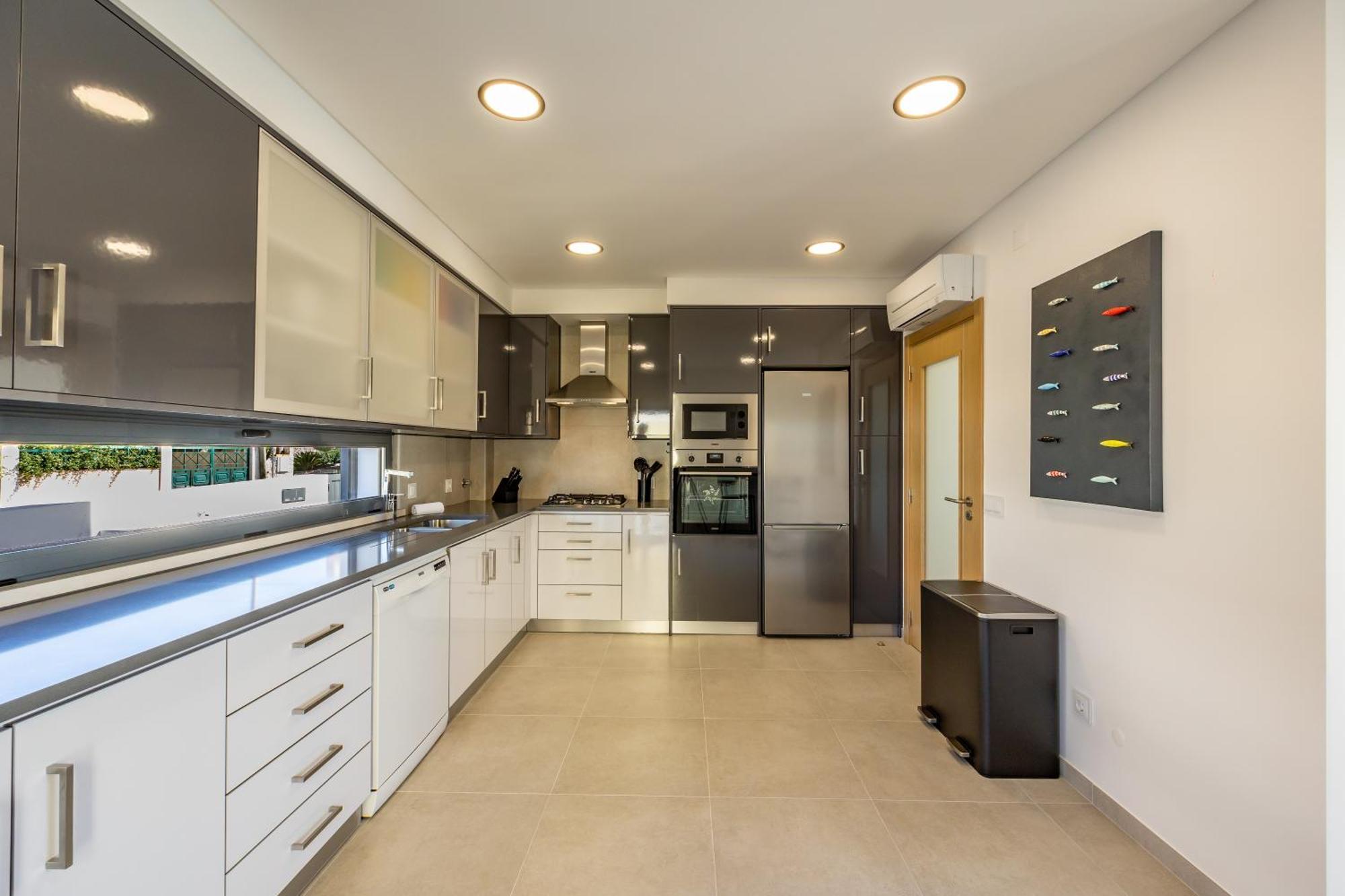 Silver Coast Villa *