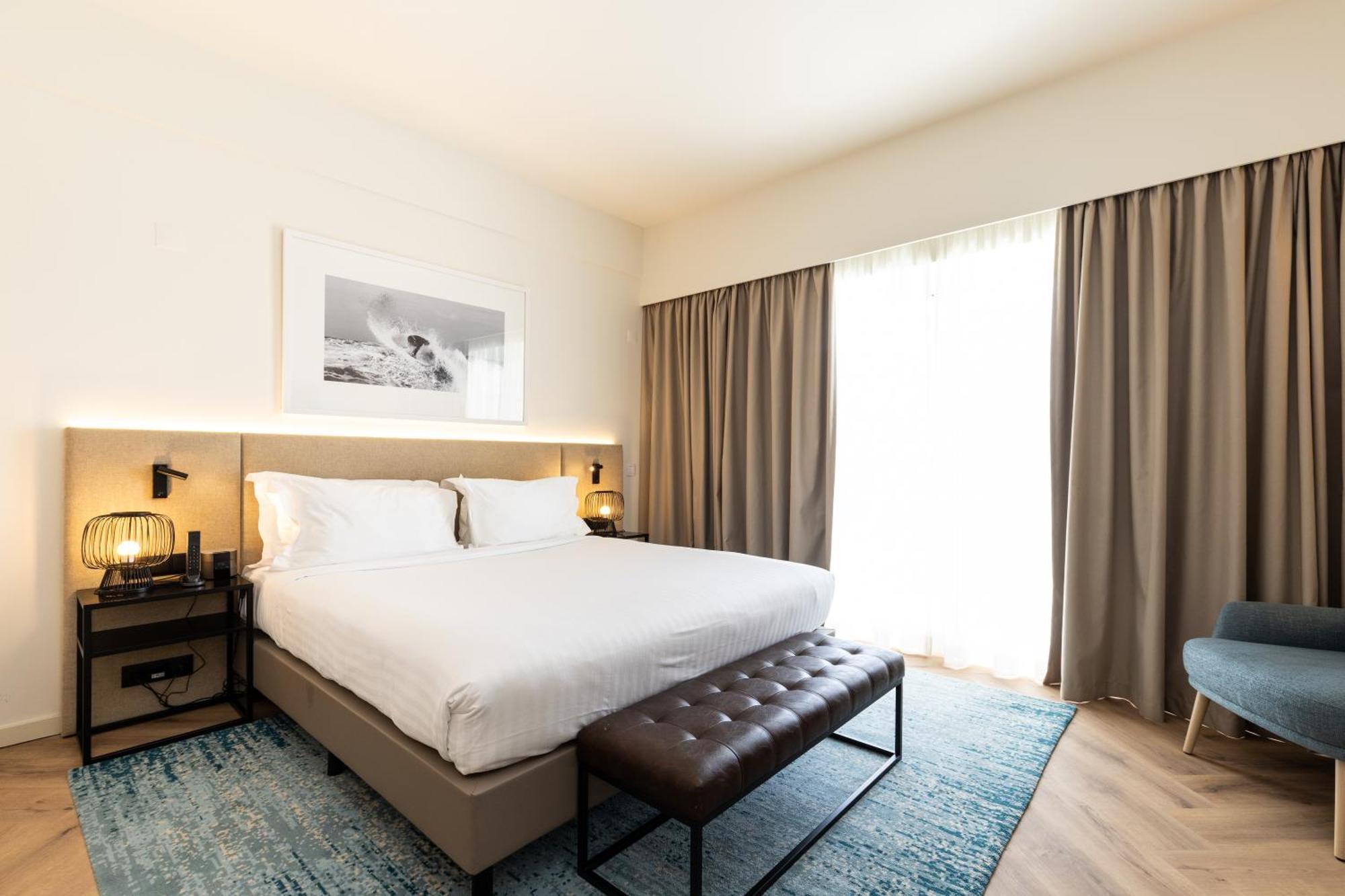 Crowne Plaza - Caparica Lisbon Hotel