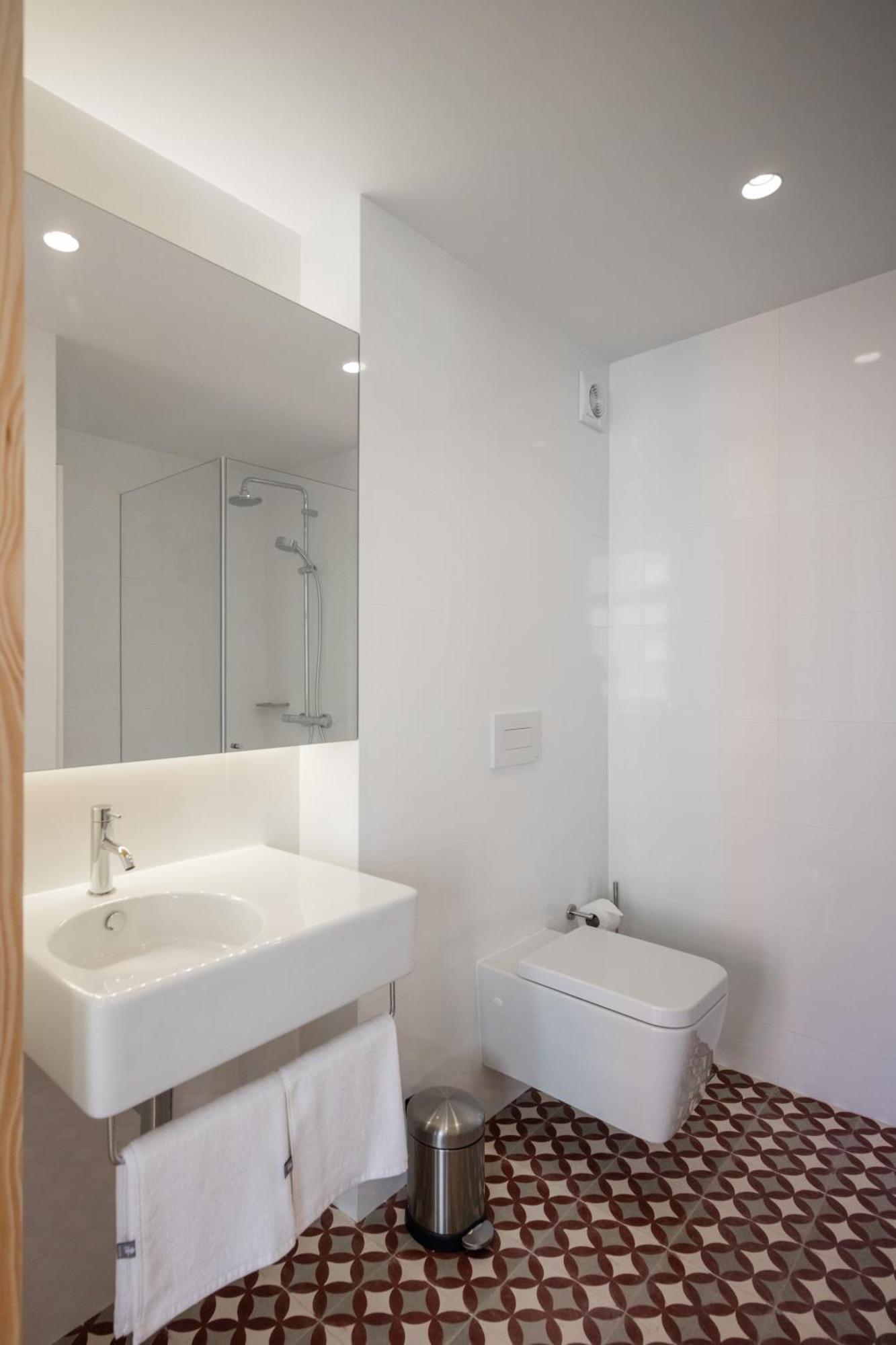 Baumhaus Serviced Living - Art & Design Apartments Porto