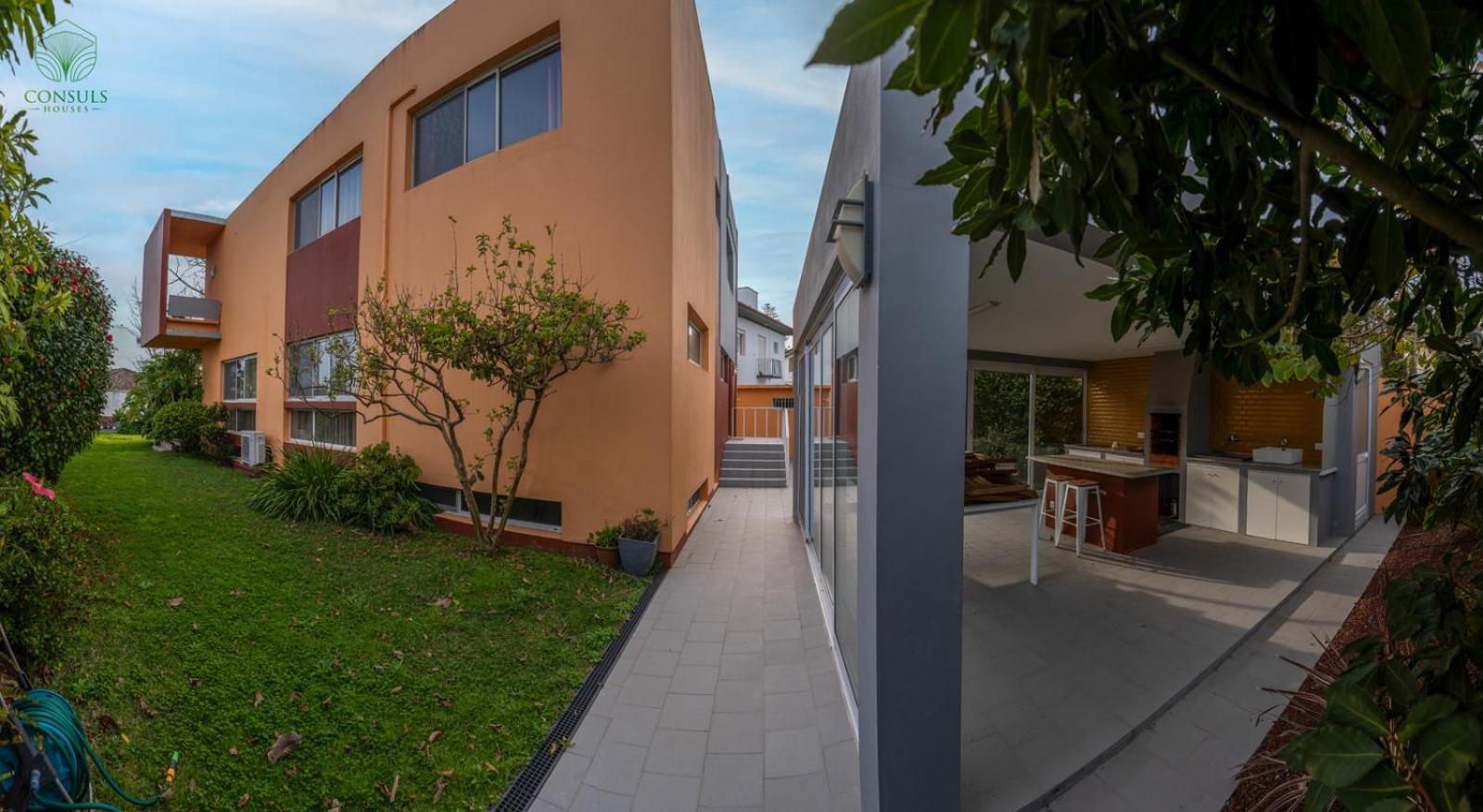 Consuls Residence