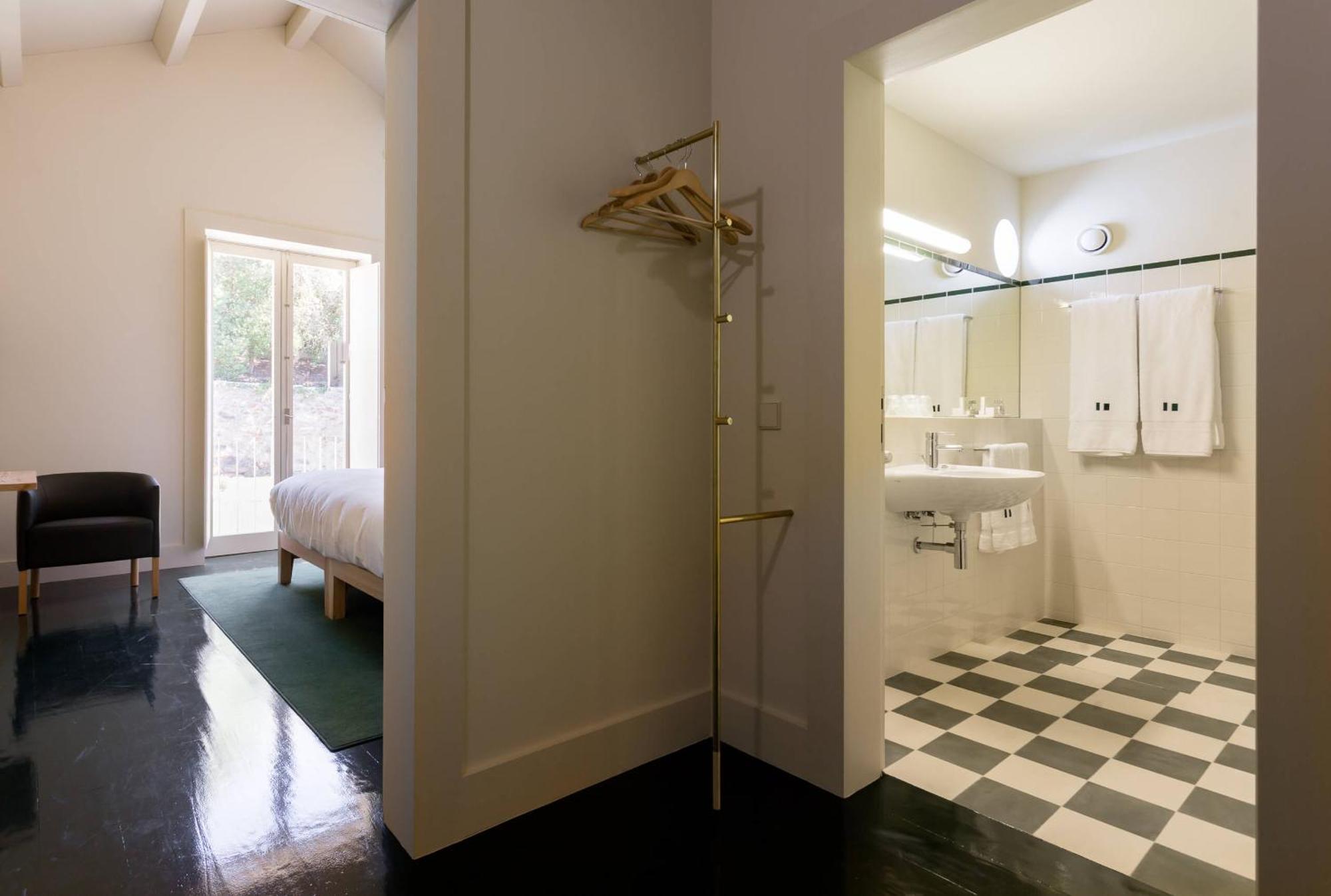 Duas Portas Townhouse Bed and breakfast