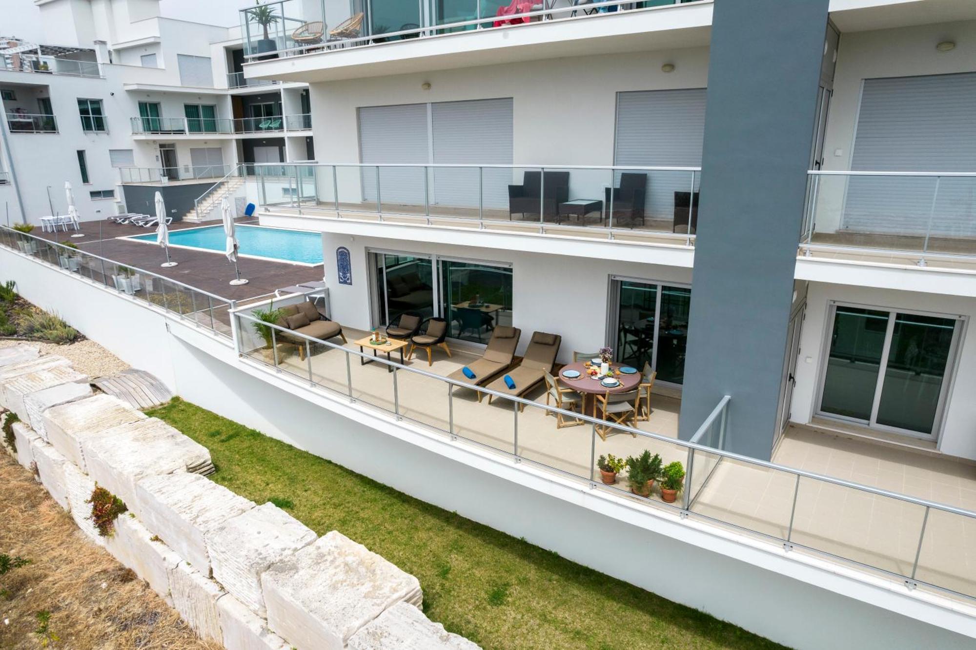 Panoramic Views - Terrace, Sea Views & Pool Apartment