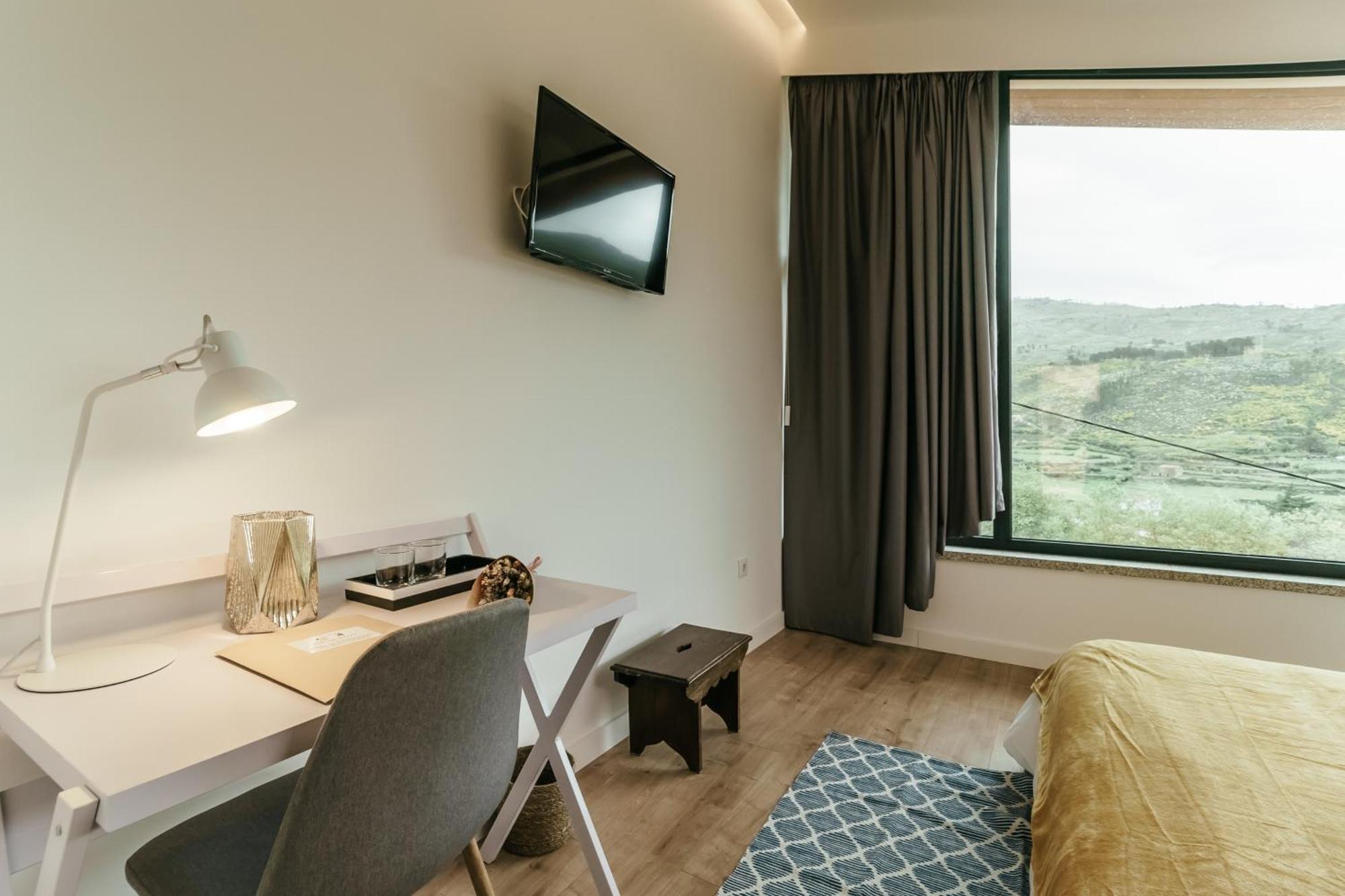 Farm stay Unhais Valley - Unhais Da Serra