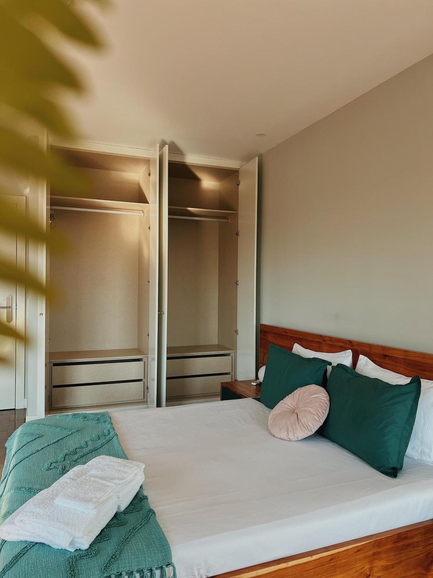 Bed & Breakfast Luna House & Cowork *